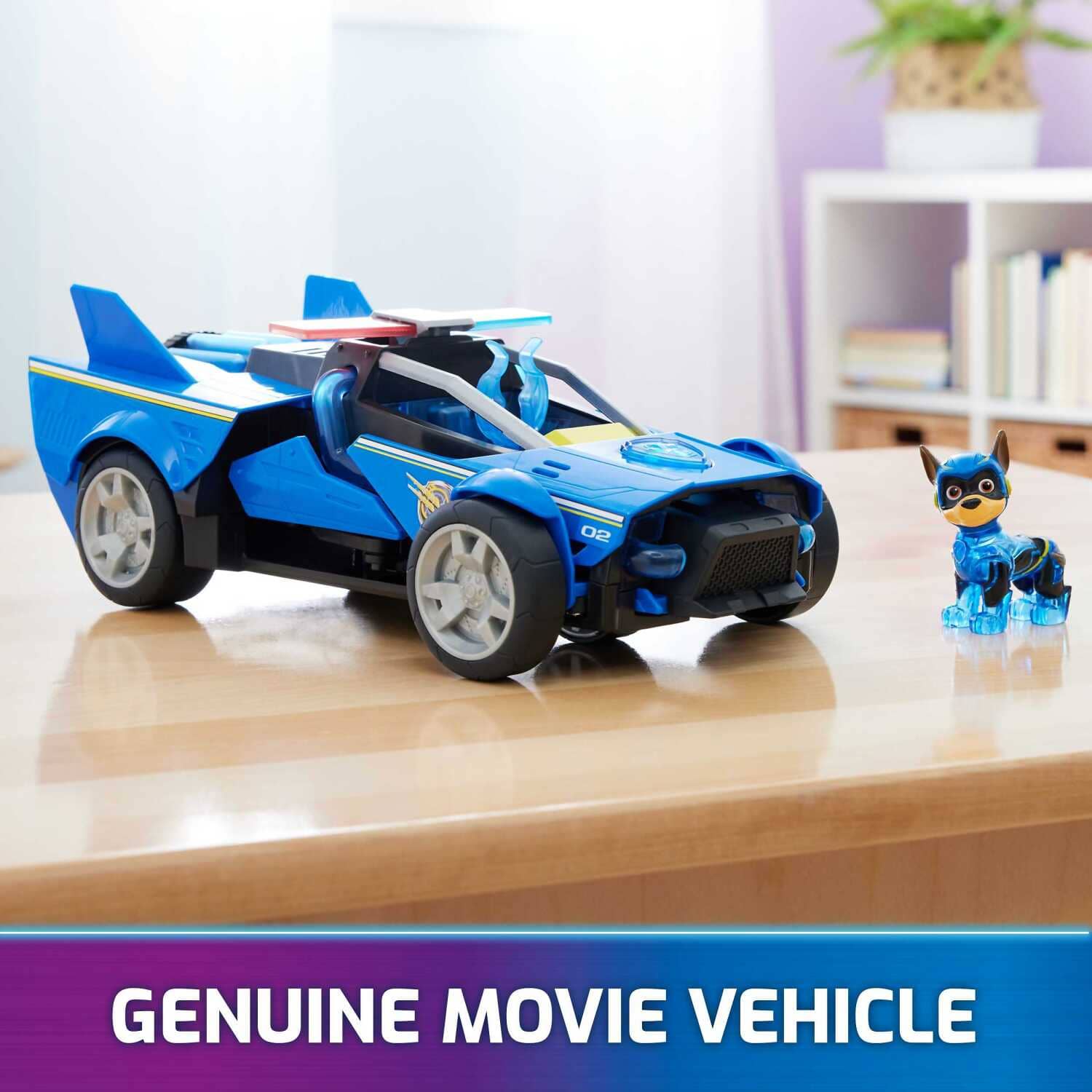Paw Patrol - The Mighty Movie Chase s Mighty Transforming Cruiser with Action Figure Lights And Sounds - Spin Master