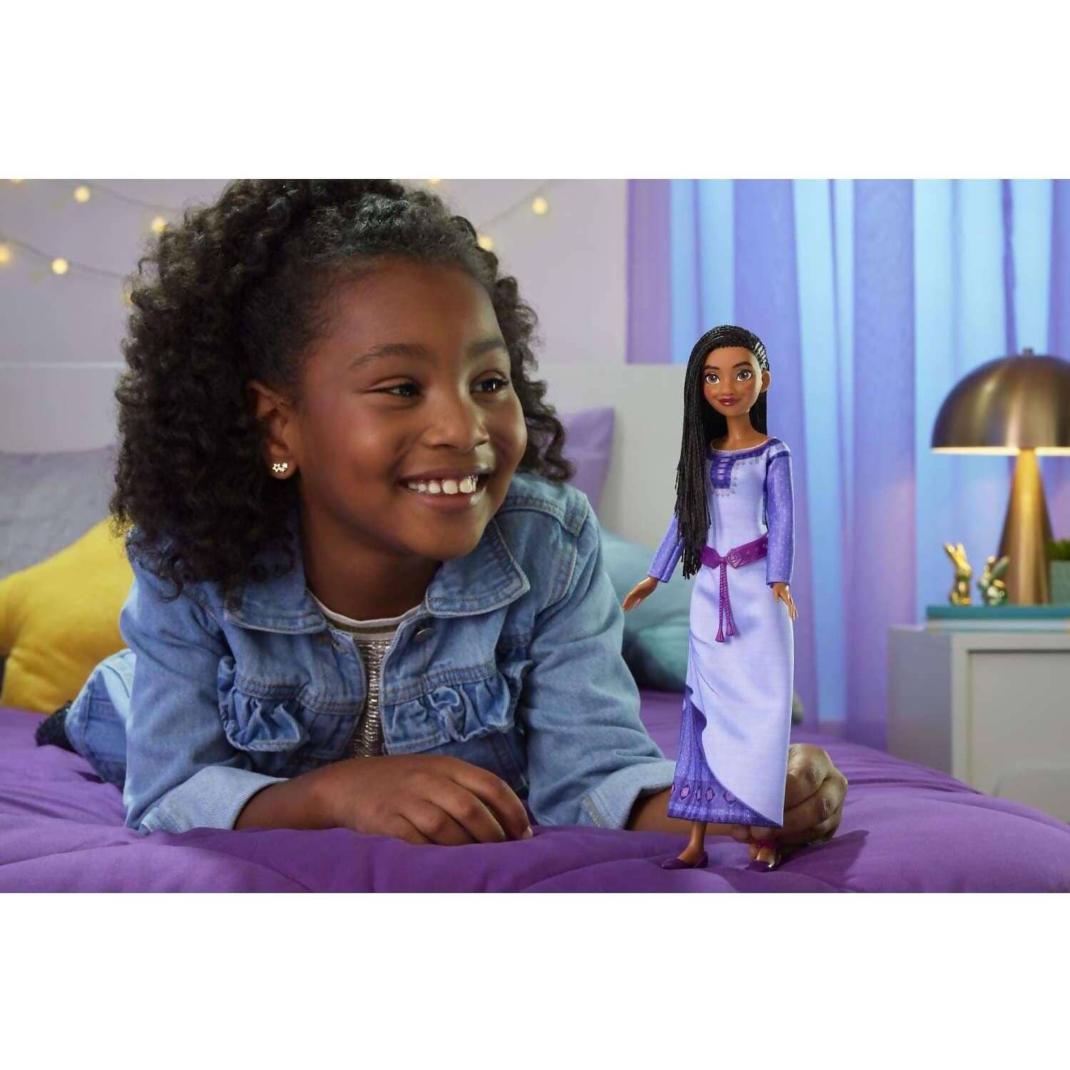 Disney - Wish - Asha Of Rosas Posable Fashion Doll - Mattel