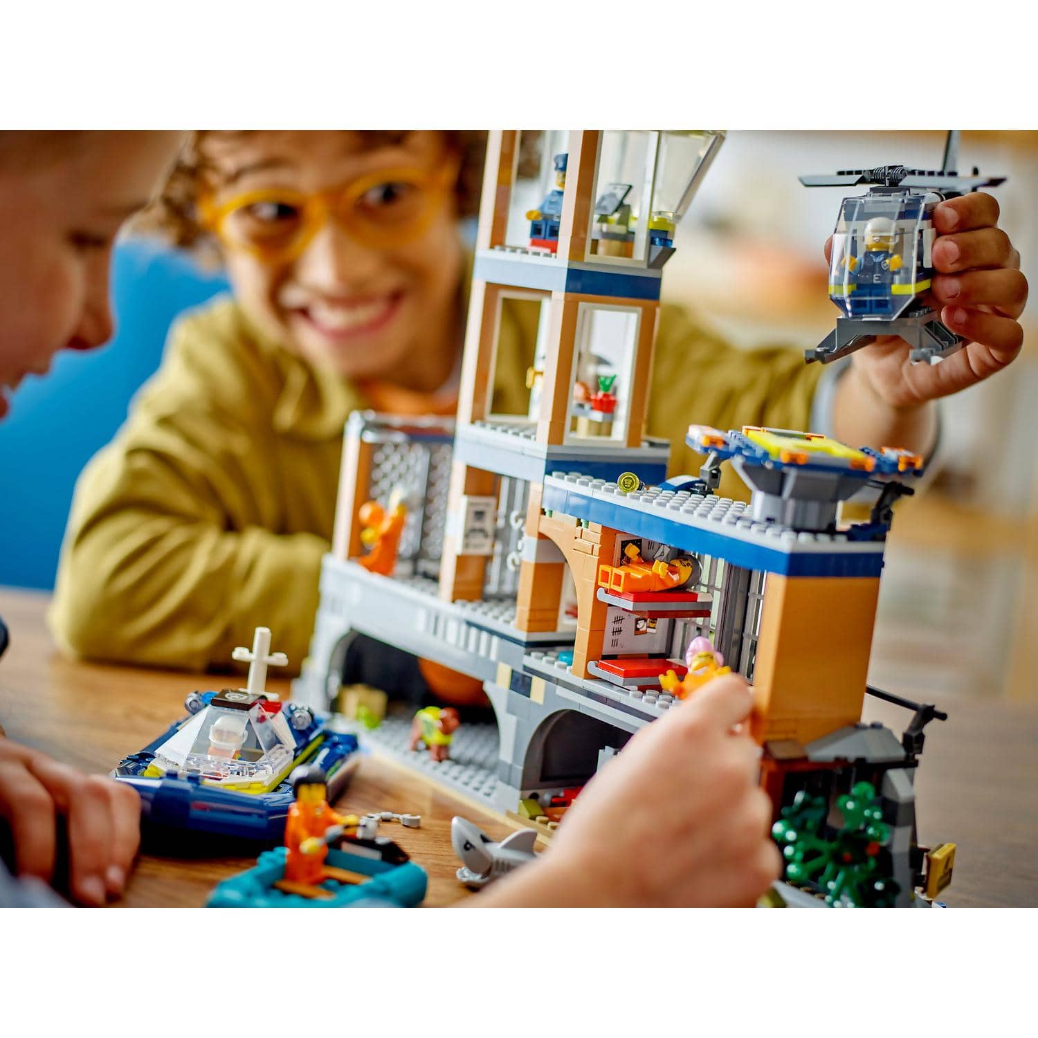 LEGO® 60419 Police Prison Island - City
