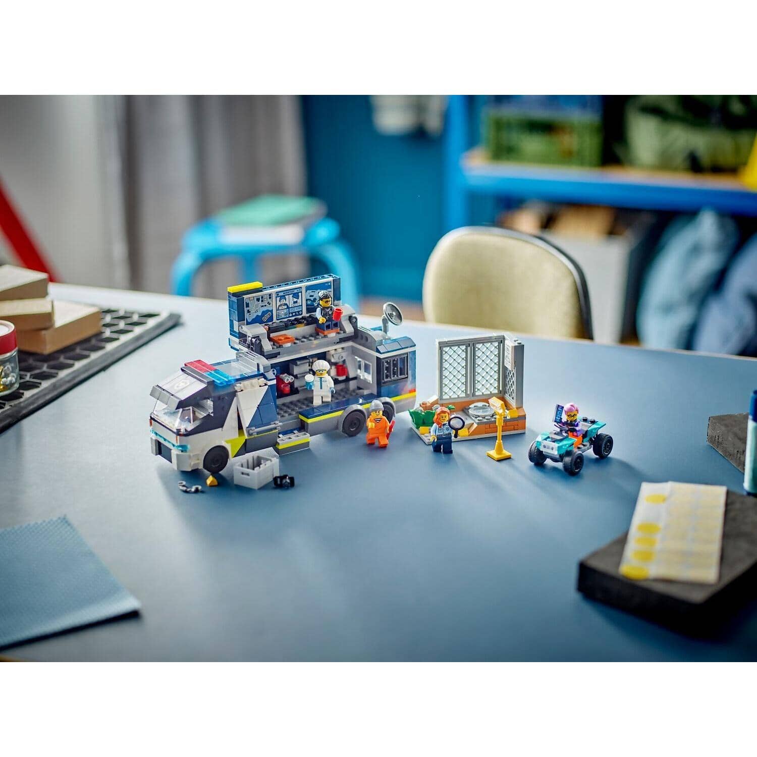 LEGO® 60418 Police Mobile Crime Lab Truck - City