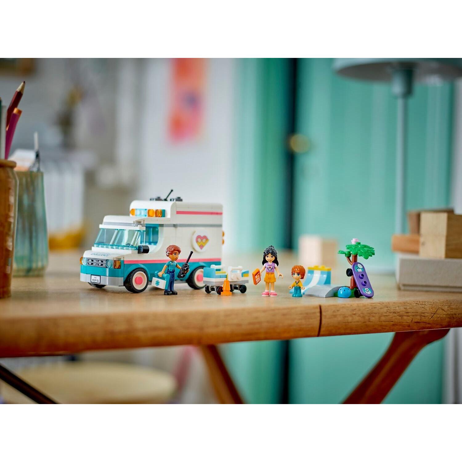 LEGO® 42613 Heartlake City Hospital Ambulance - Friends