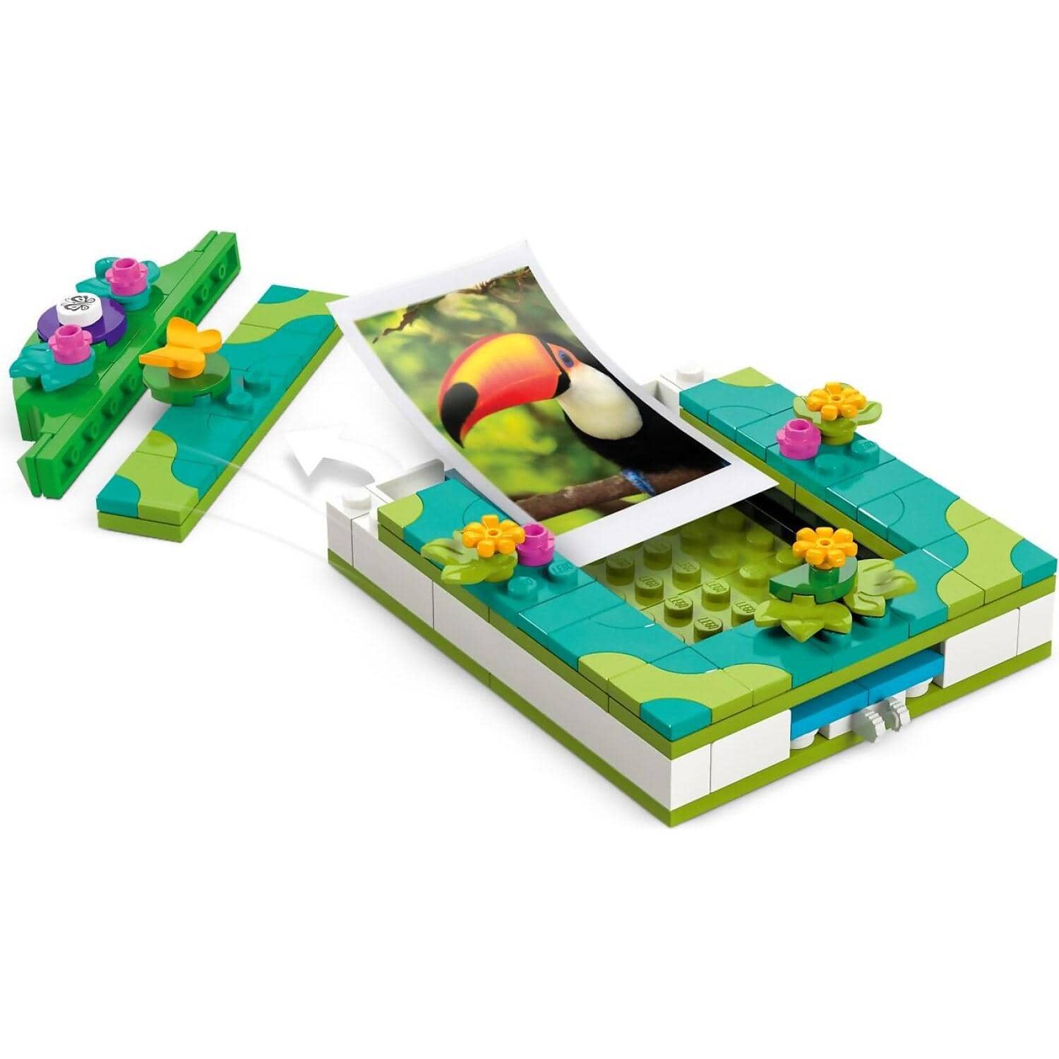 LEGO® 43239 Mirabel's Photo Frame and Jewelry Box - Disney