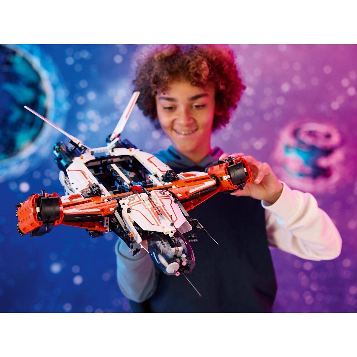 LEGO® 42181 VTOL Heavy Cargo Spaceship LT81 - Technic