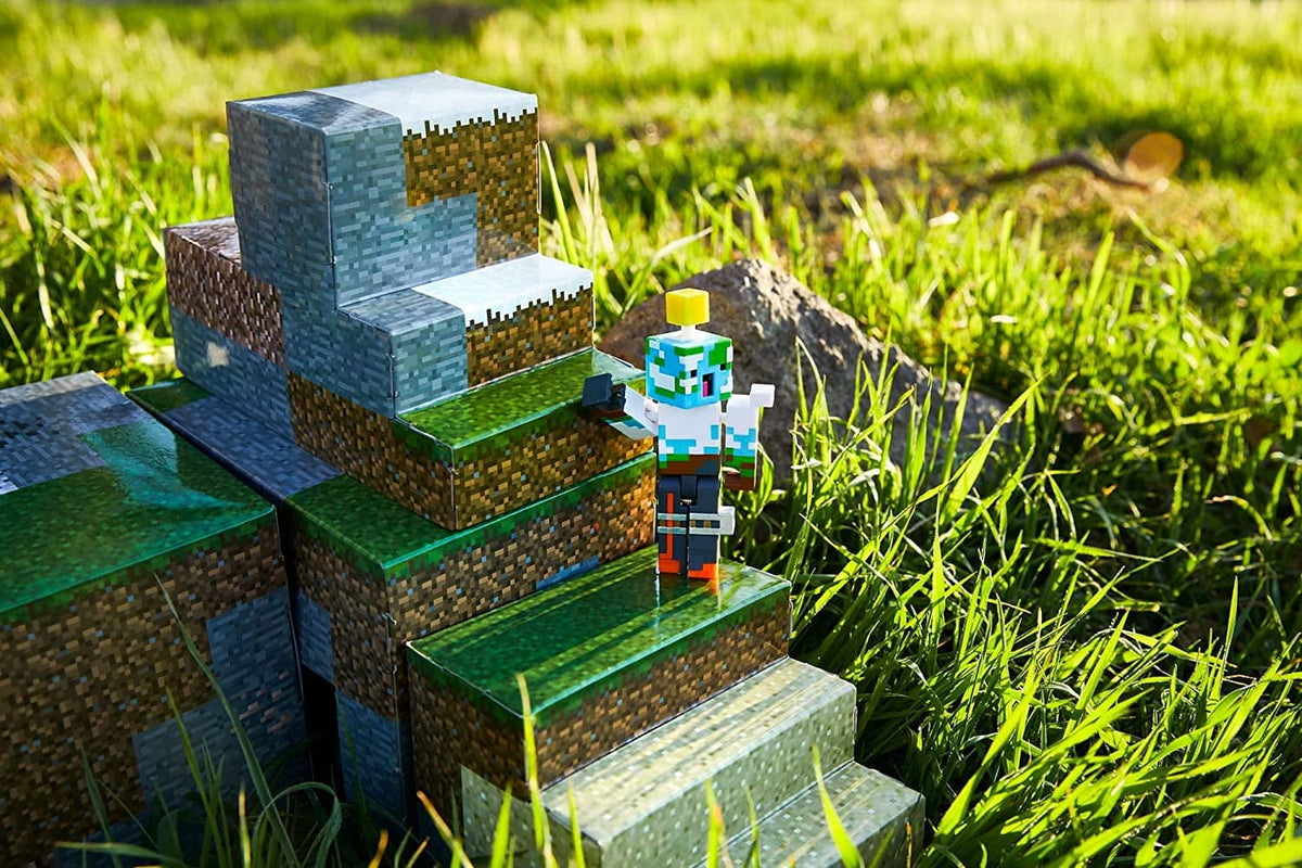 Minecraft - Overworld Protector Playset Including Accessories & Blocks Playset