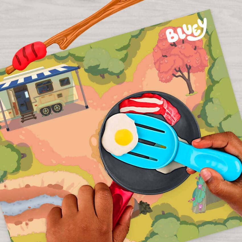 Play-Doh - Bluey Goes Camping Playset