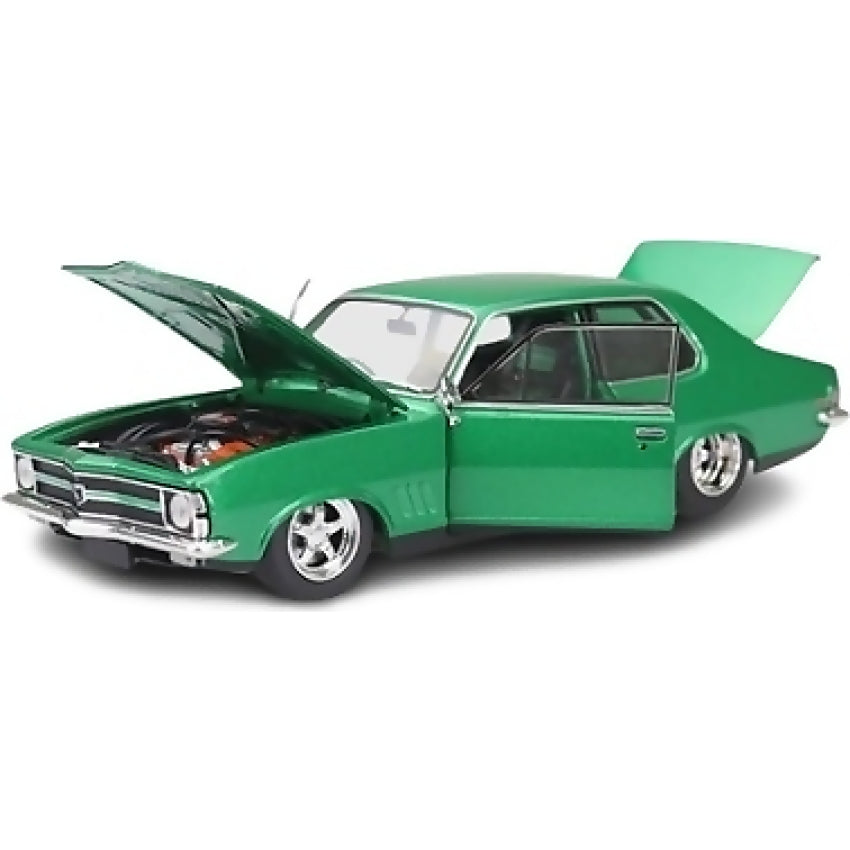 DDA COLLECTIBLES - 1:24 SCALE - CUSTOM HOLDEN TORANA LC 308 INDY GREEN - DIECAST MODEL
