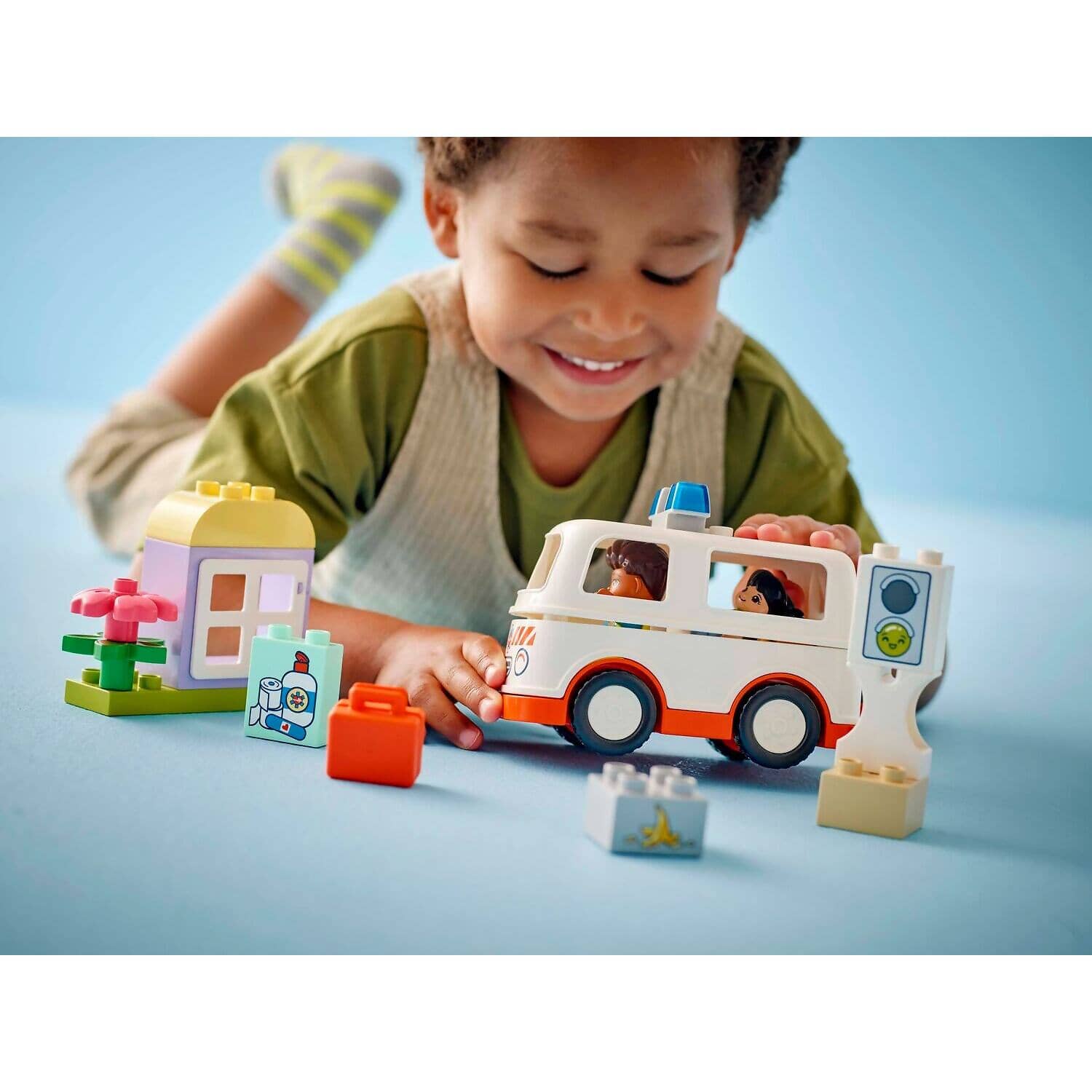 LEGO® 10447 Ambulance & Driver - DUPLO®