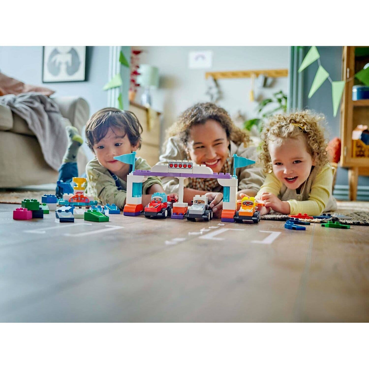 LEGO® 10445 F1 Team Race Cars & Drivers - DUPLO®