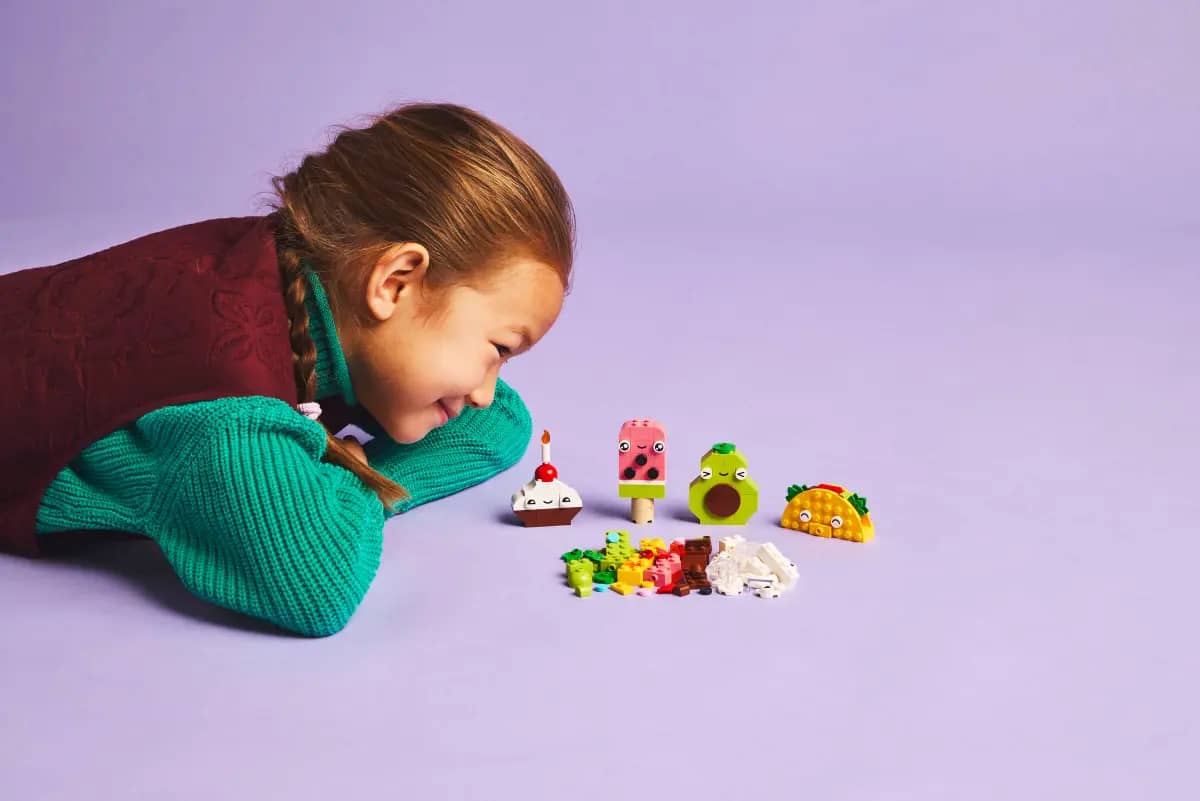 LEGO® 11039 Creative Food Friends - LEGO® Classic 4+
