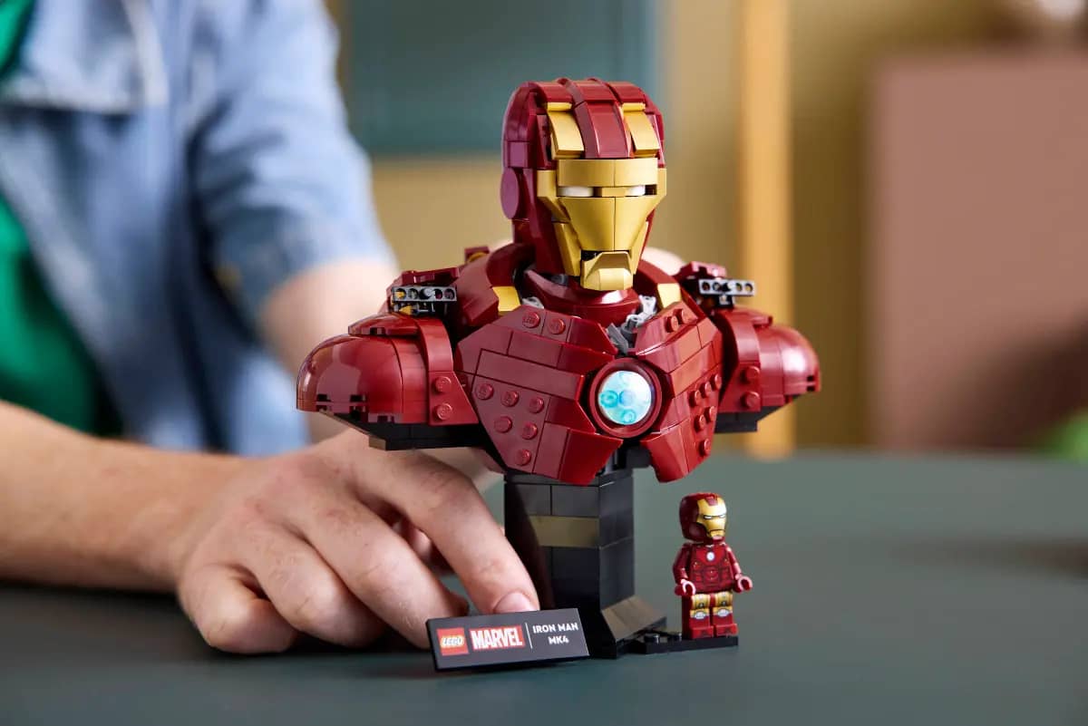 LEGO® 76327 Iron Man MK4 Bust - Marvel