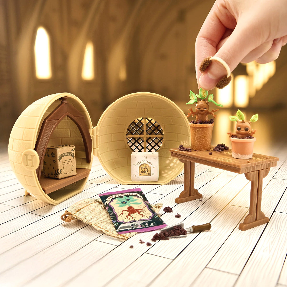 MGA's Miniverse - Make It Mini Harry Potter Back to Hogwarts Blind Capsule