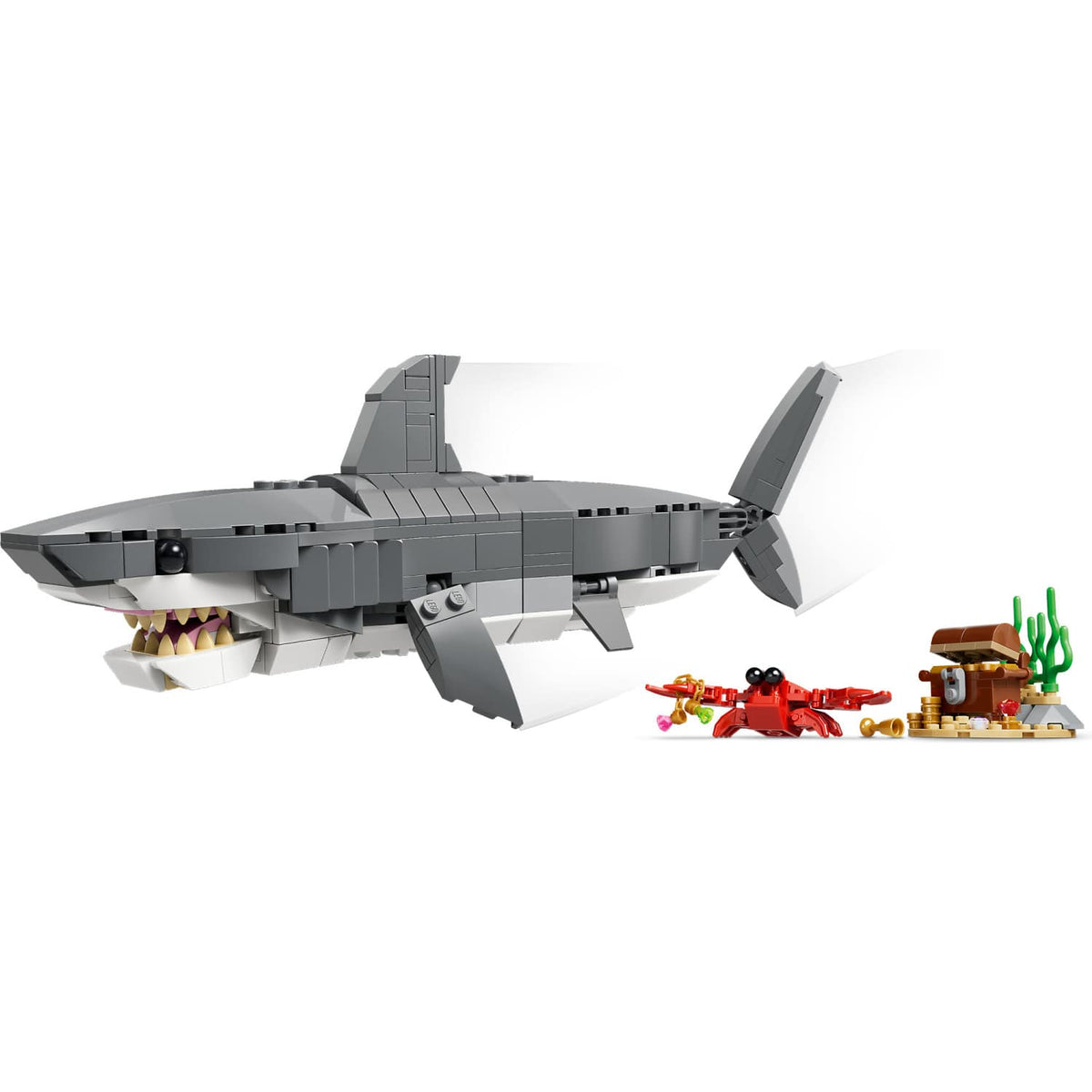 LEGO® 31381 Fierce Shark with a Treasure Chest - Creator 3-in-1