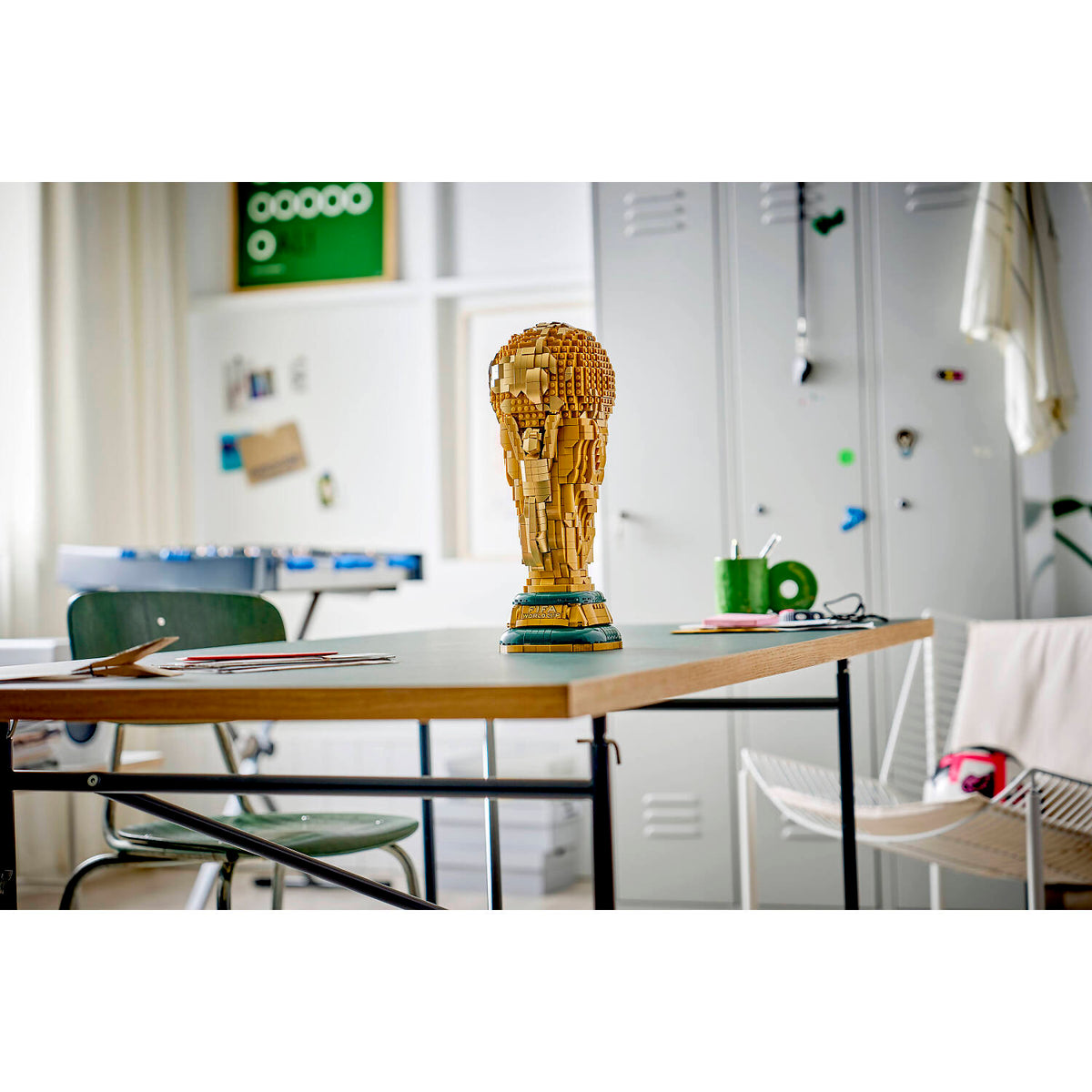 LEGO® 43020 FIFA World Cup Official Trophy - Editions