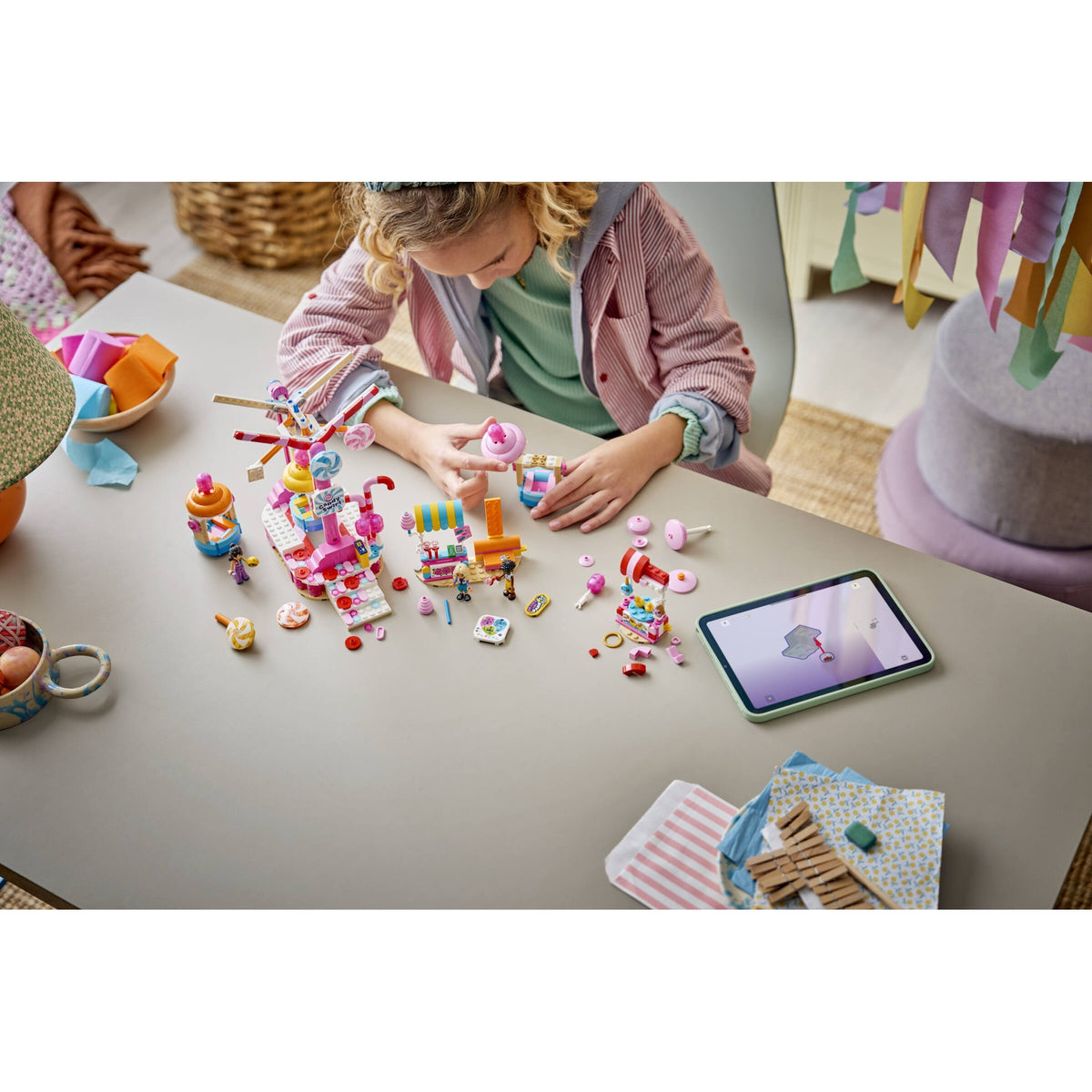 LEGO® 42700 Candy & Cupcake Ferris Wheel - Friends