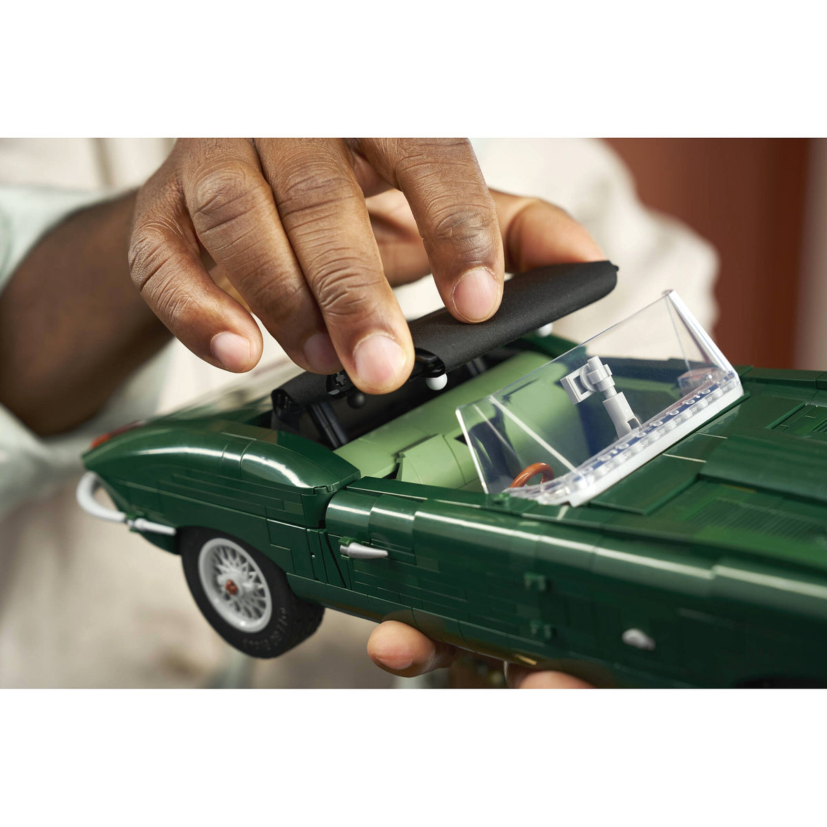 LEGO® 11381 Jaguar E-Type - Icons