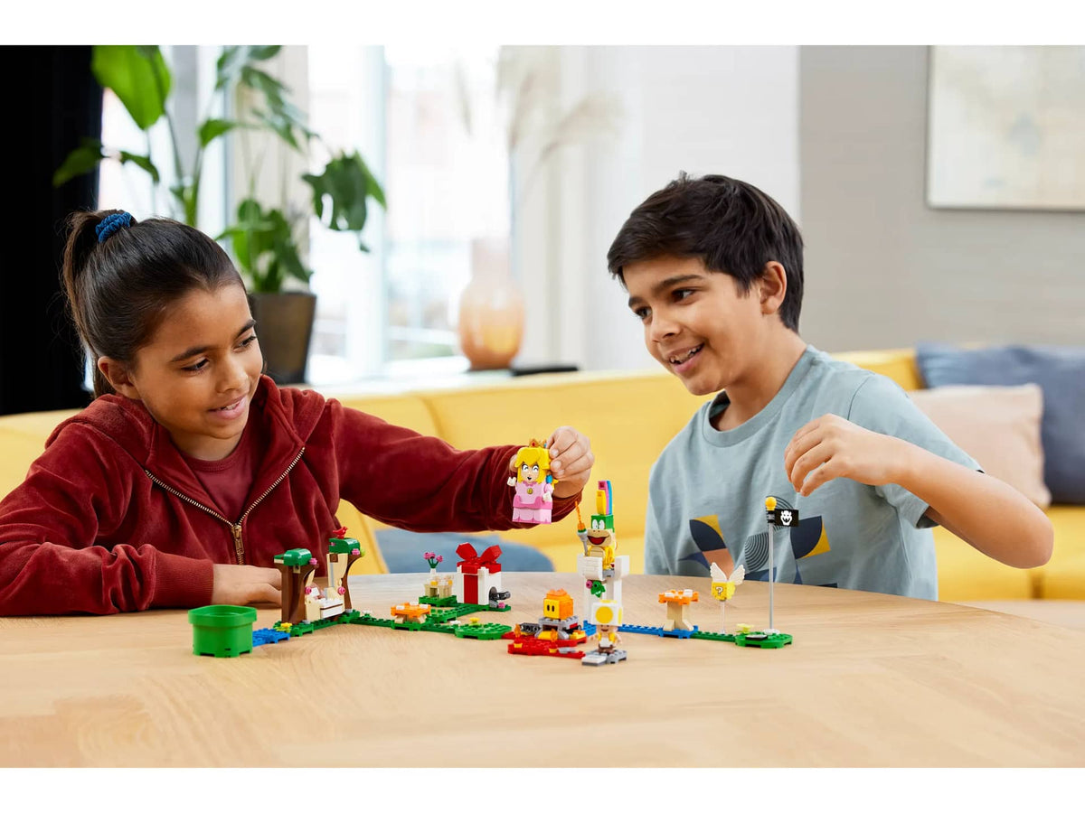 LEGO® 71403 Adventures with Peach Starter Course - Super Mario™