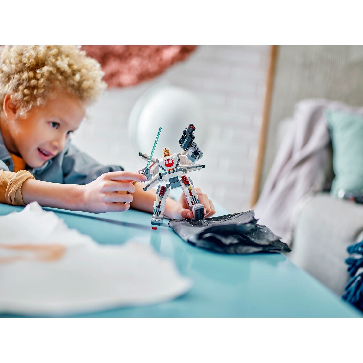 LEGO® 75390 Luke Skywalker X-Wing Mech - Star Wars™
