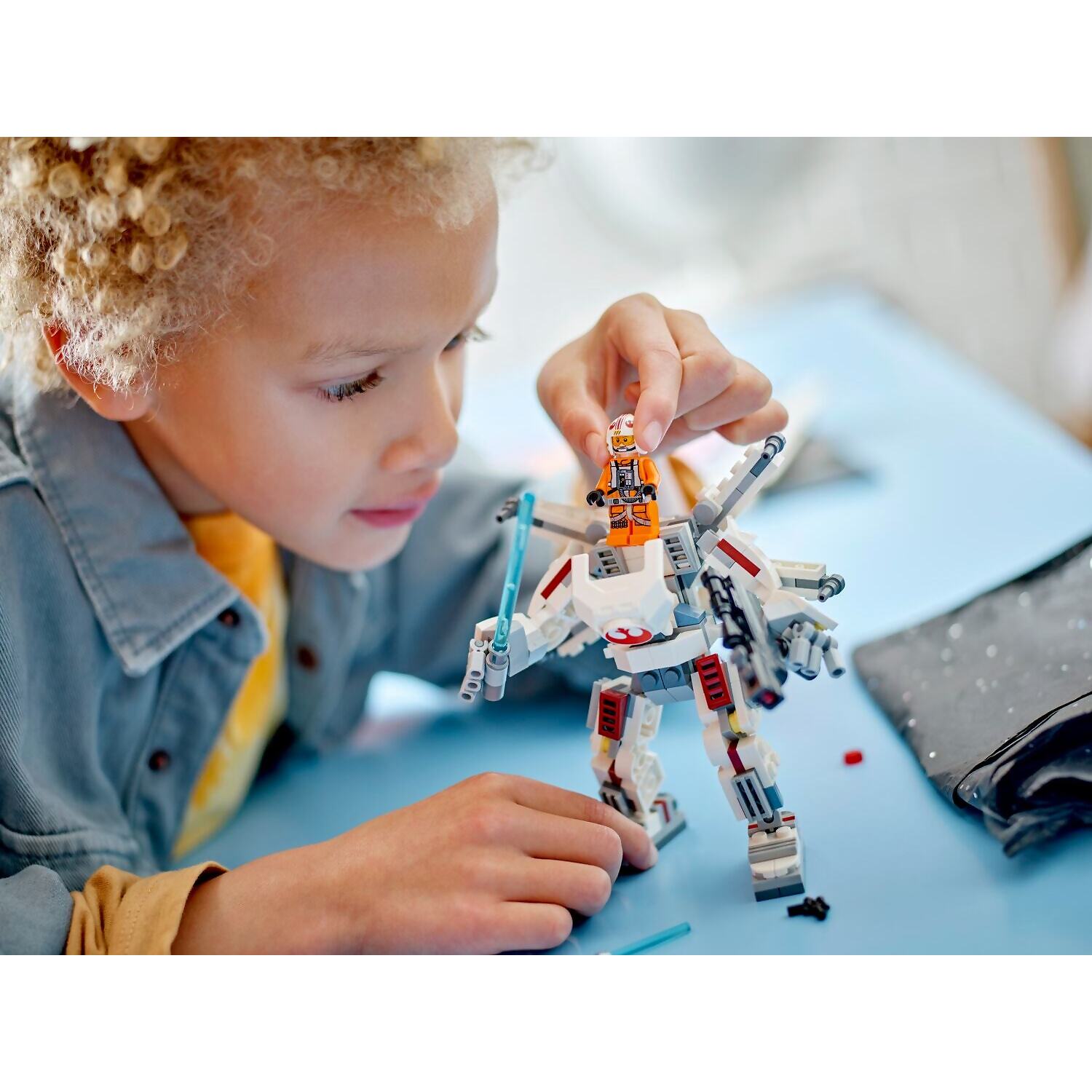 LEGO® 75390 Luke Skywalker X-Wing Mech - Star Wars™