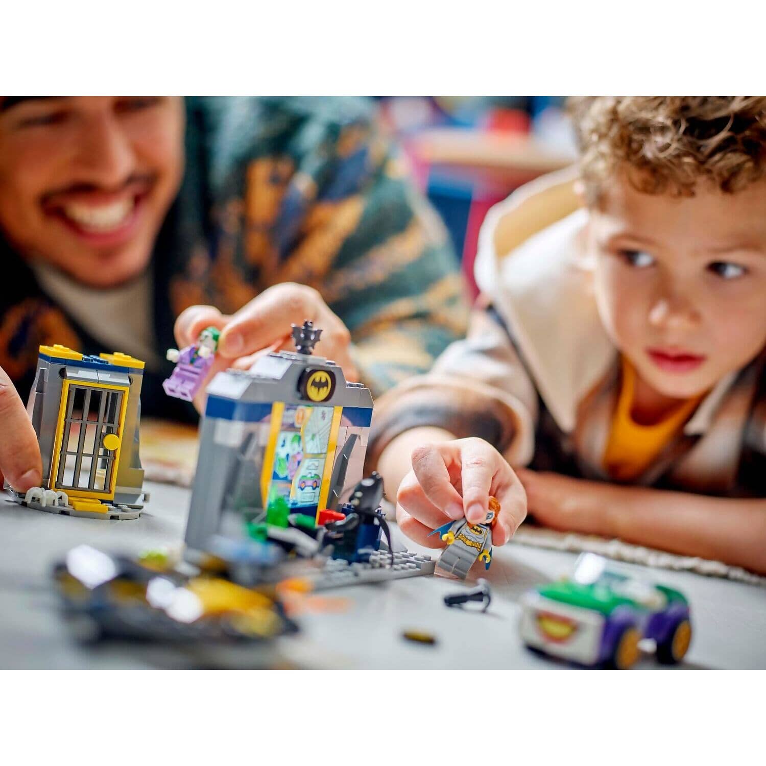 LEGO® 76272 The Batcave with Batman™ Batgirl and The Joker™ - DC Super Heroes 4+