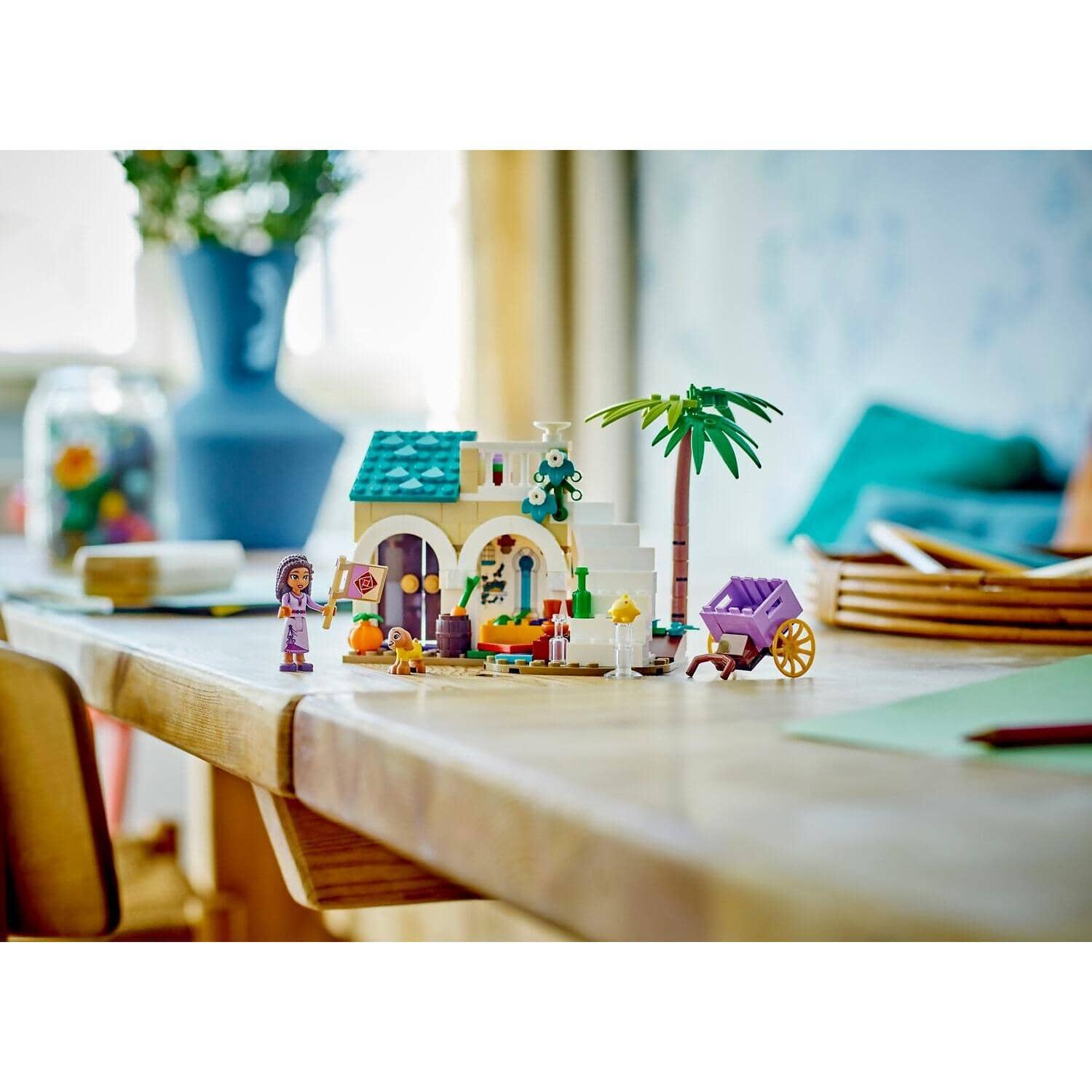 LEGO® 43223 Asha in the City of Rosas - Disney Princess