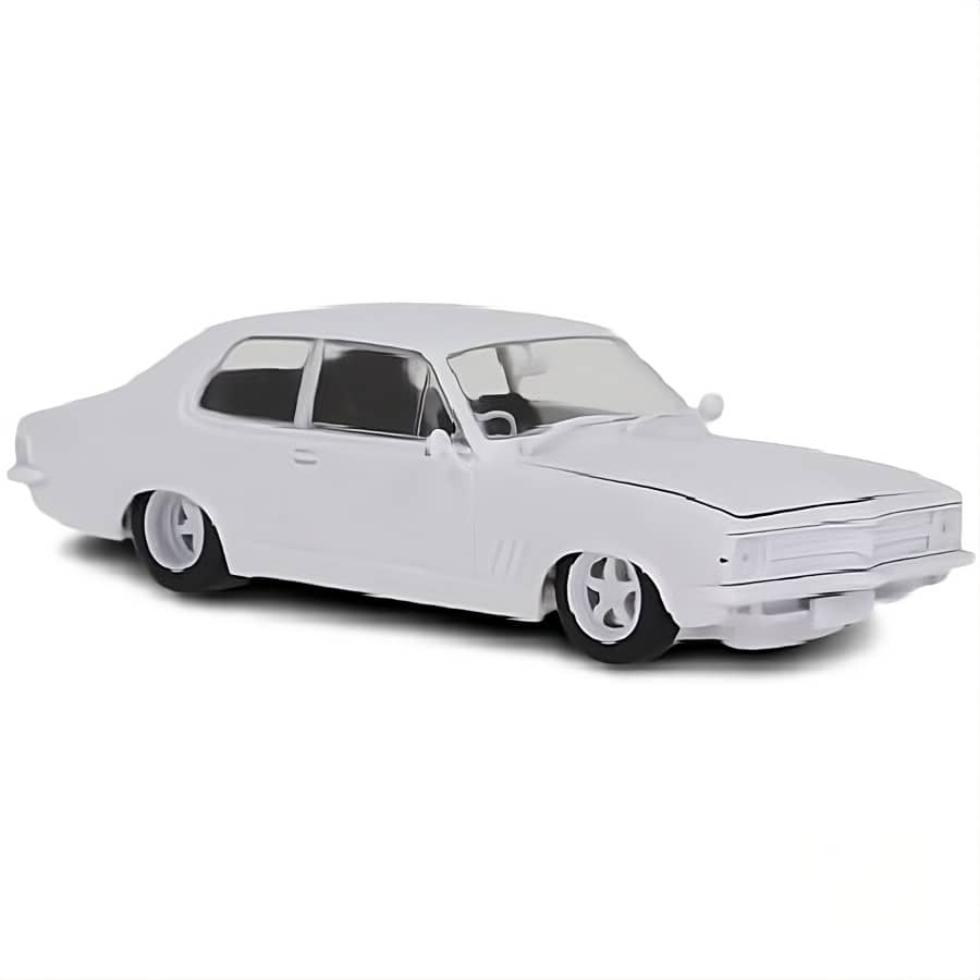 DDA COLLECTIBLES - 1:24 SCALE - TORANA LC V8 CUSTOM SEALED BODY OPENING BONNET WITH ENGINE - PLASTIC DIECAST MODEL KIT
