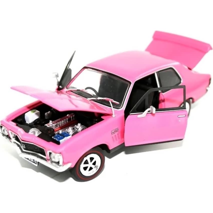 DDA COLLECTIBLES - 1:32 SCALE - HOLDEN TORANA LJ GTR XU1 STRIKE ME PINK - DIECAST MODEL