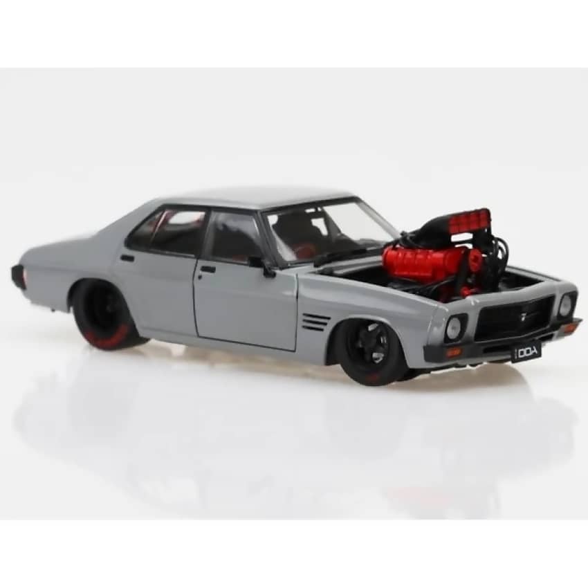 DDA COLLECTIBLES - 1:24 SCALE - HQ HOLDEN MONARO GREY BLOWN CUSTOM - DIECAST MODEL
