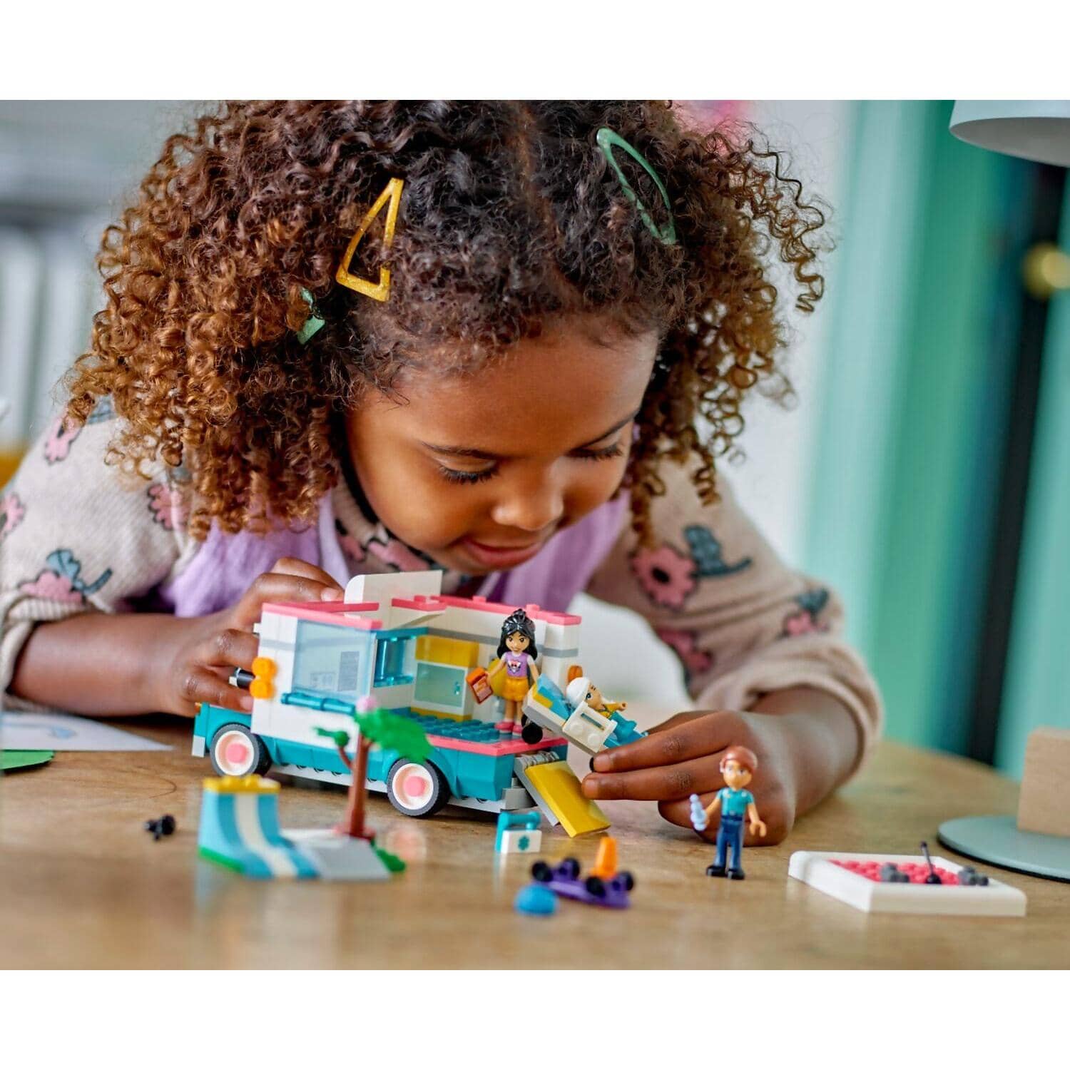LEGO® 42613 Heartlake City Hospital Ambulance - Friends