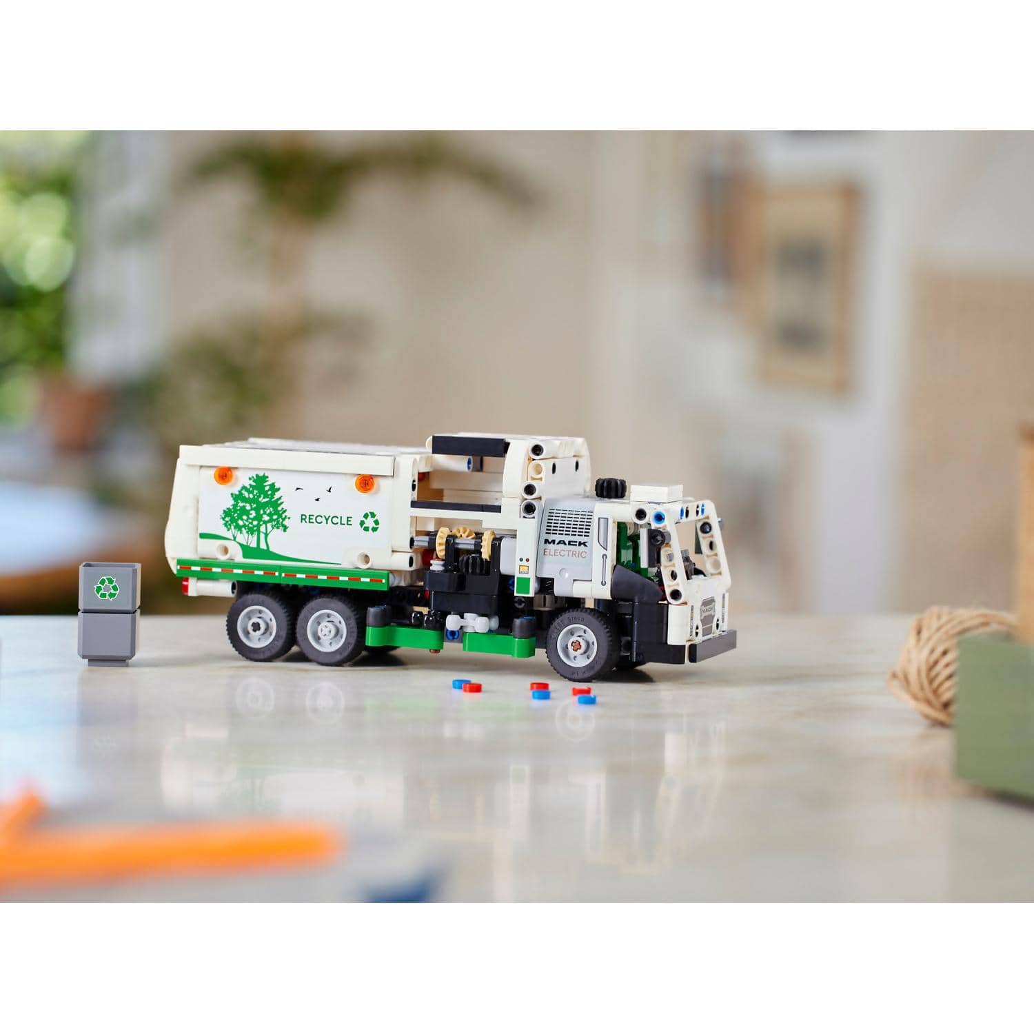 LEGO® 42167 Mack LR Electric Garbage Truck - Technic