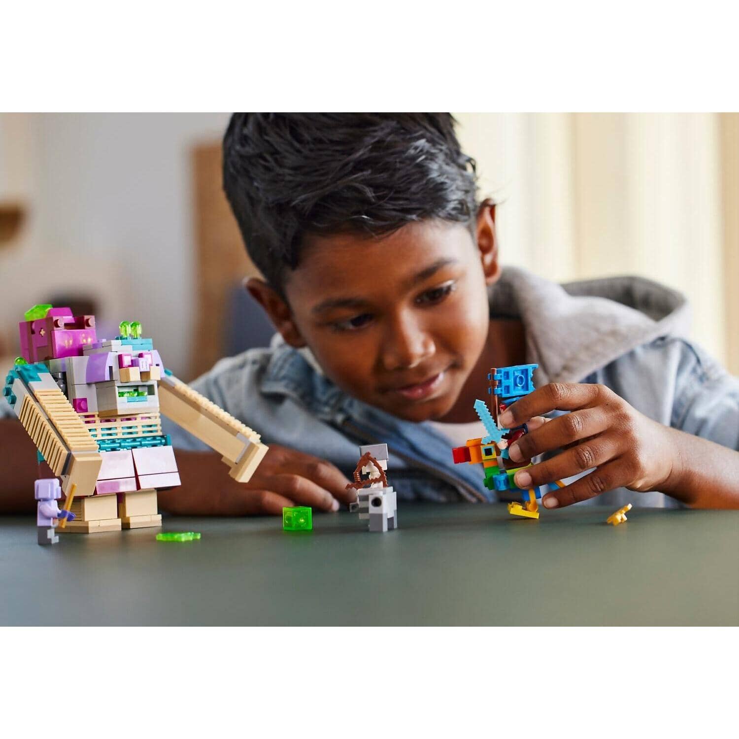 LEGO® 21257 The Devourer Showdown - Minecraft®