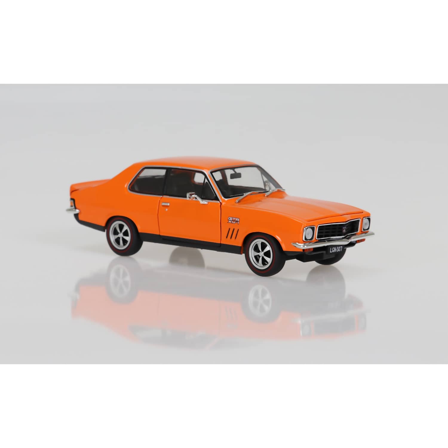 DDA COLLECTIBLES - 1:24 SCALE - LONE O RANGER LJ 308 TORANA FULLY DETAILED OPENING DOORS BONNET AND BOOT - DIECAST MODEL