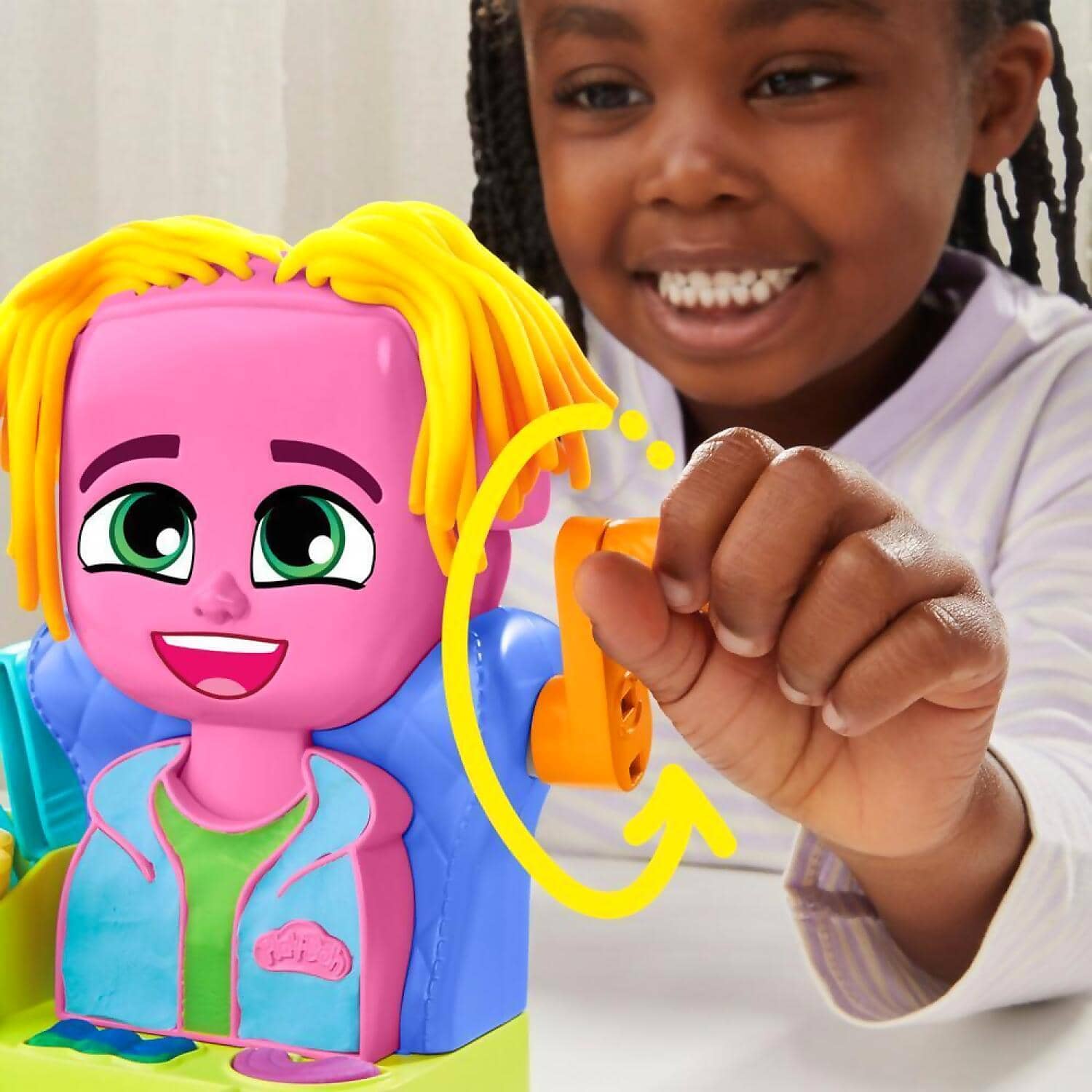 Play-Doh - Hair Stylin Salon Playset Pretend Play Toy Set For Kids Ages 3+