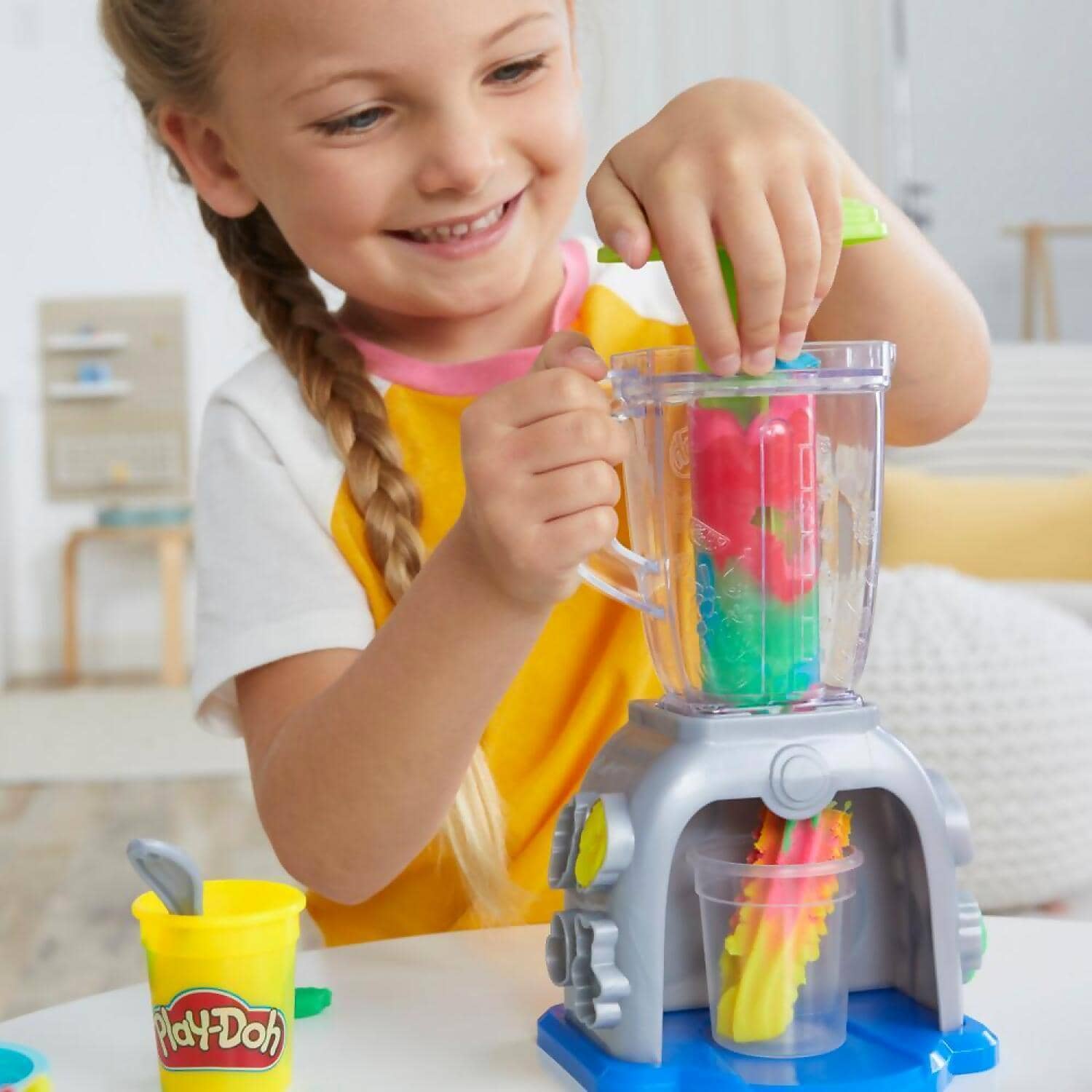 Play-Doh - Swirlin Smoothies Toy Blender Playset Play Kitchen Toys For Kids Age 3+ - Hasbro