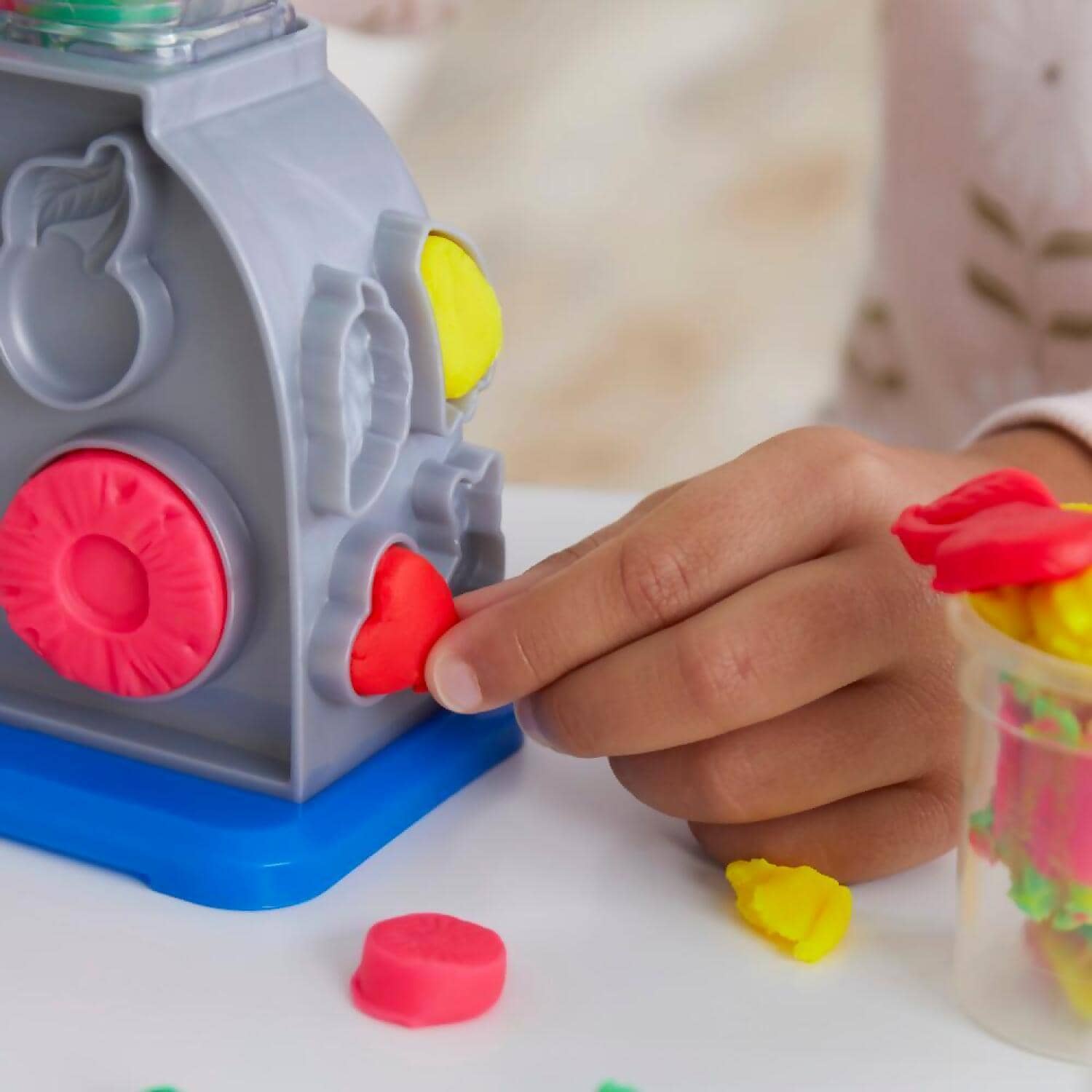 Play-Doh - Swirlin Smoothies Toy Blender Playset Play Kitchen Toys For Kids Age 3+ - Hasbro
