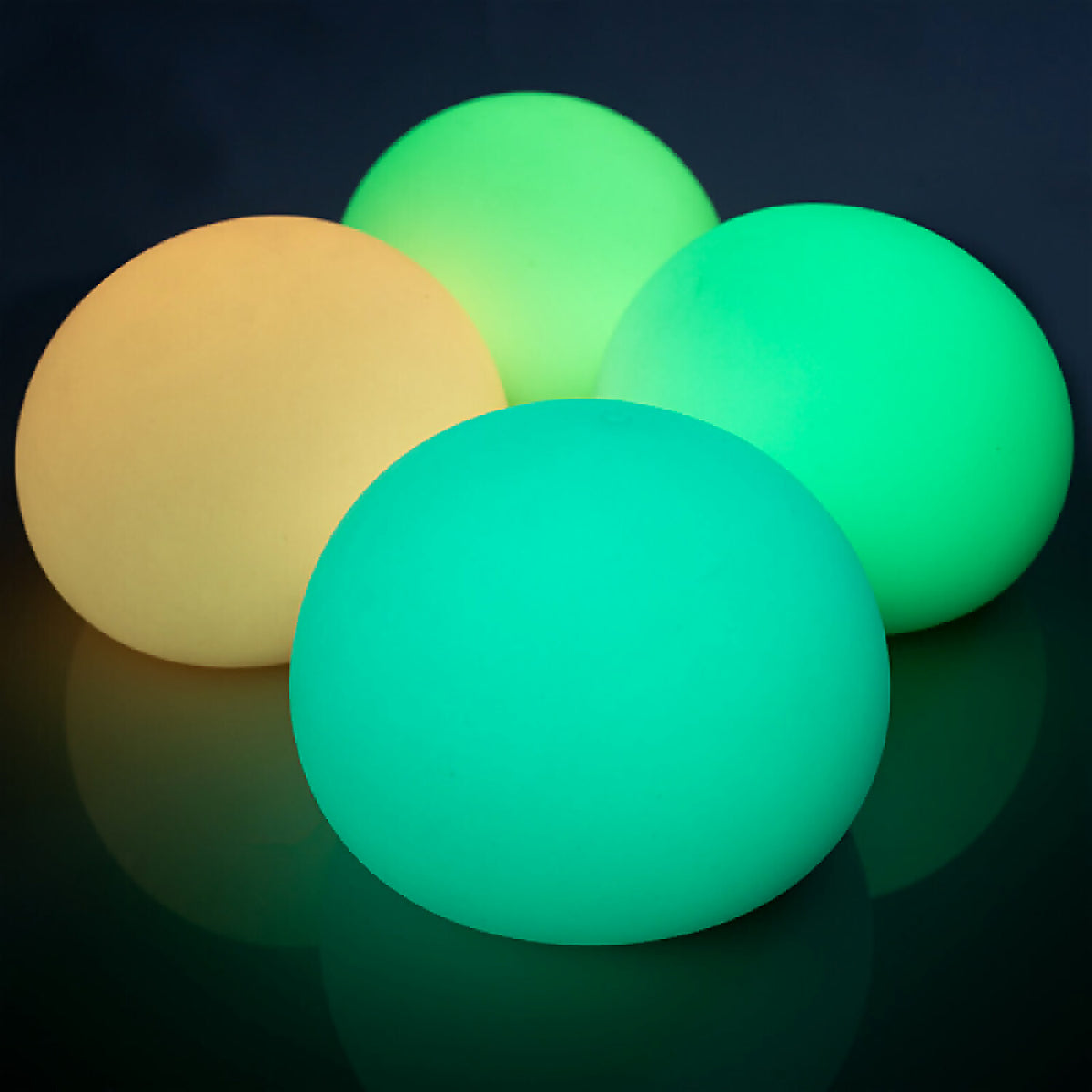 Smoosho's - Jumbo Glow in the Dark Ball (1x Assorted Colour Chosen at Random)