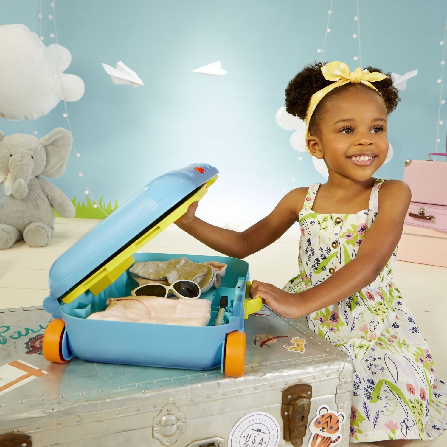 Little Tikes - Learning Activity Suitcase