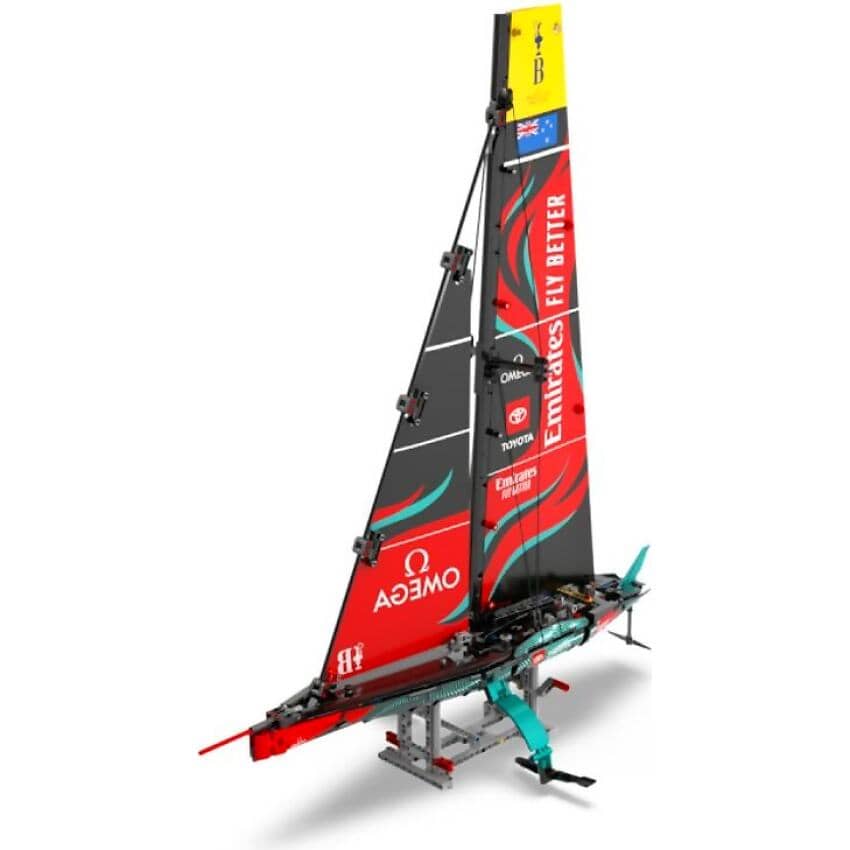 LEGO® 42174 Emirates Team New Zealand AC75 Yacht - Technic