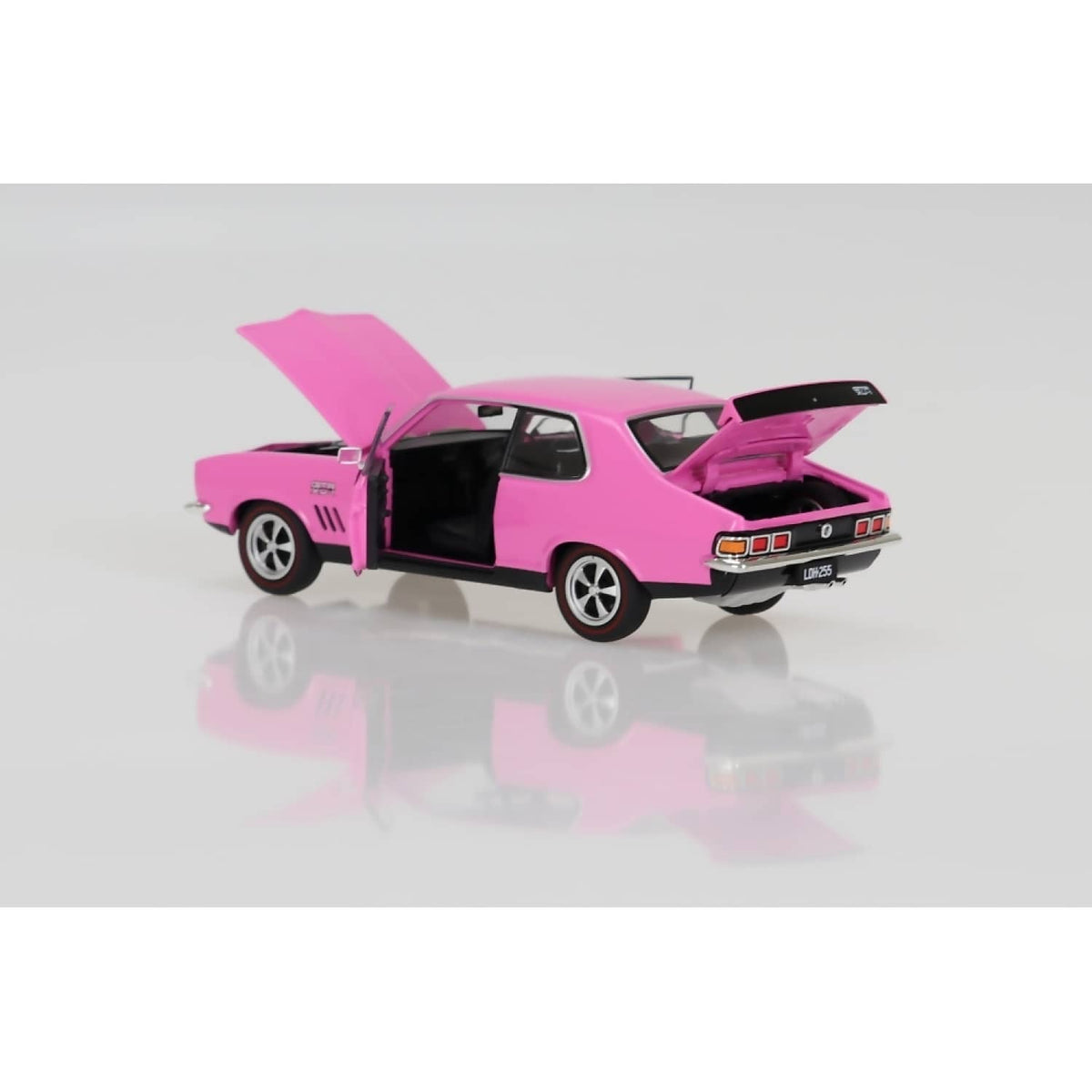 DDA COLLECTIBLES - 1:24 SCALE -STRIKE ME PINK LJ 308 HOLDEN TORANA - DIECAST MODEL
