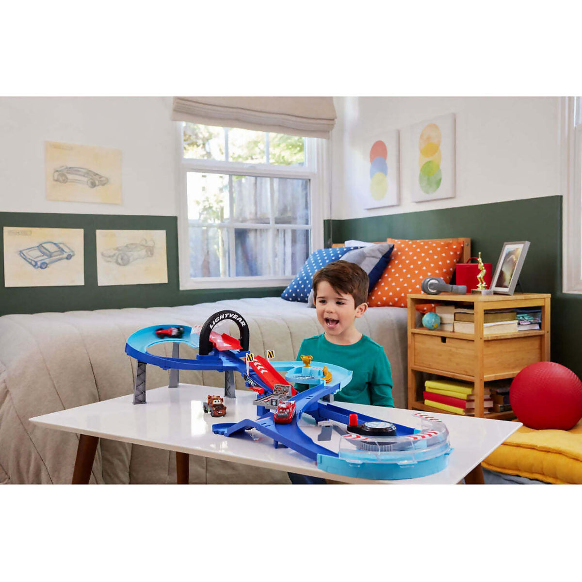 Disney Pixar - Cars Global Racers Cup Grc Jumping Raceway Playset