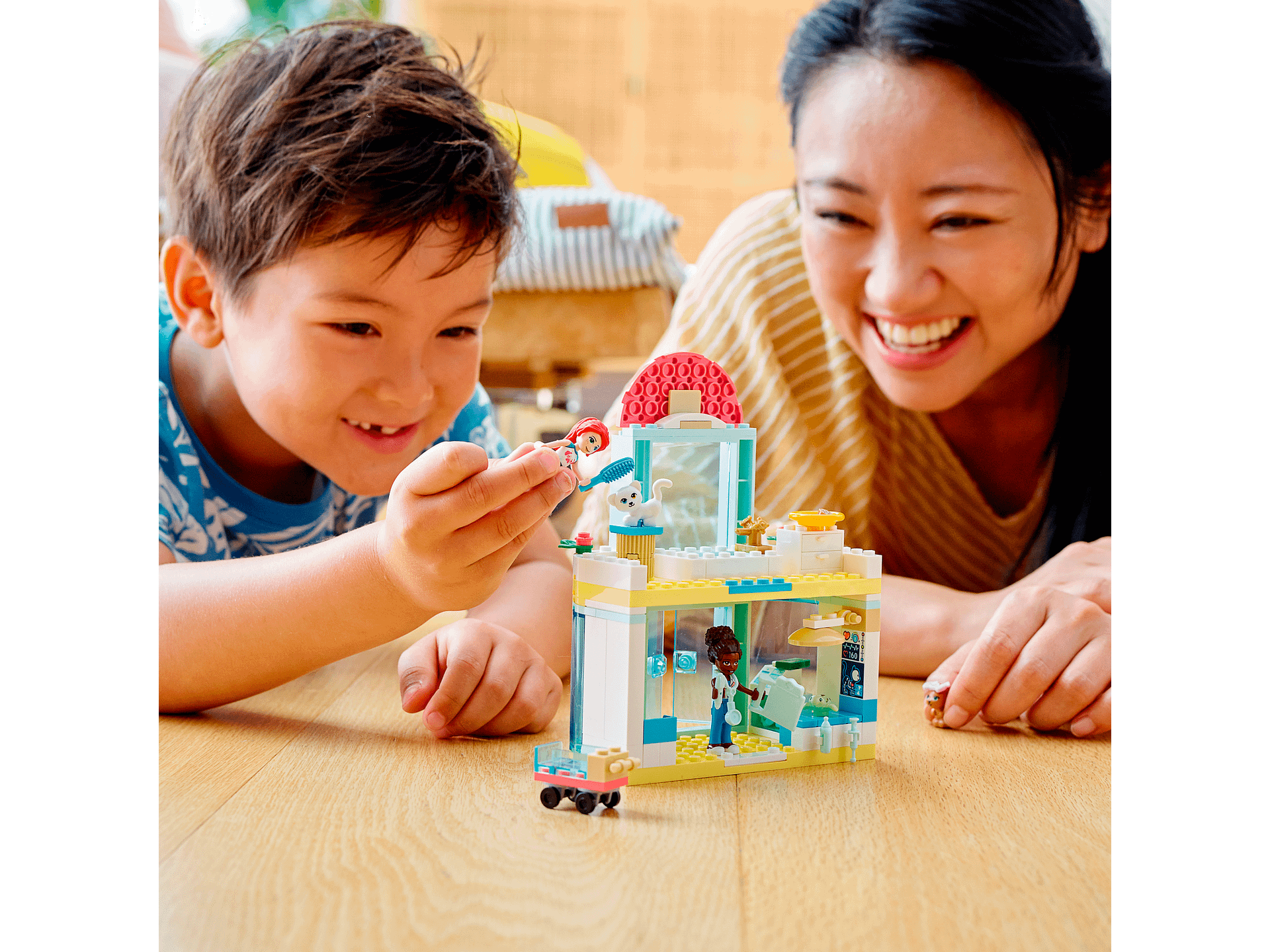 LEGO® 41695 Pet Clinic - Friends 4+