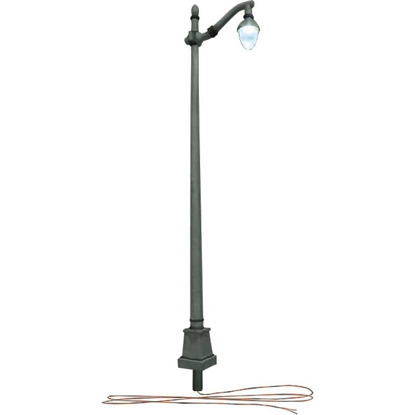 WOODLAND SCENICS - ARCHED CAST IRON STREET LIGHTS OO/HO SCALE - MODEL RAILWAY ACCESSORY