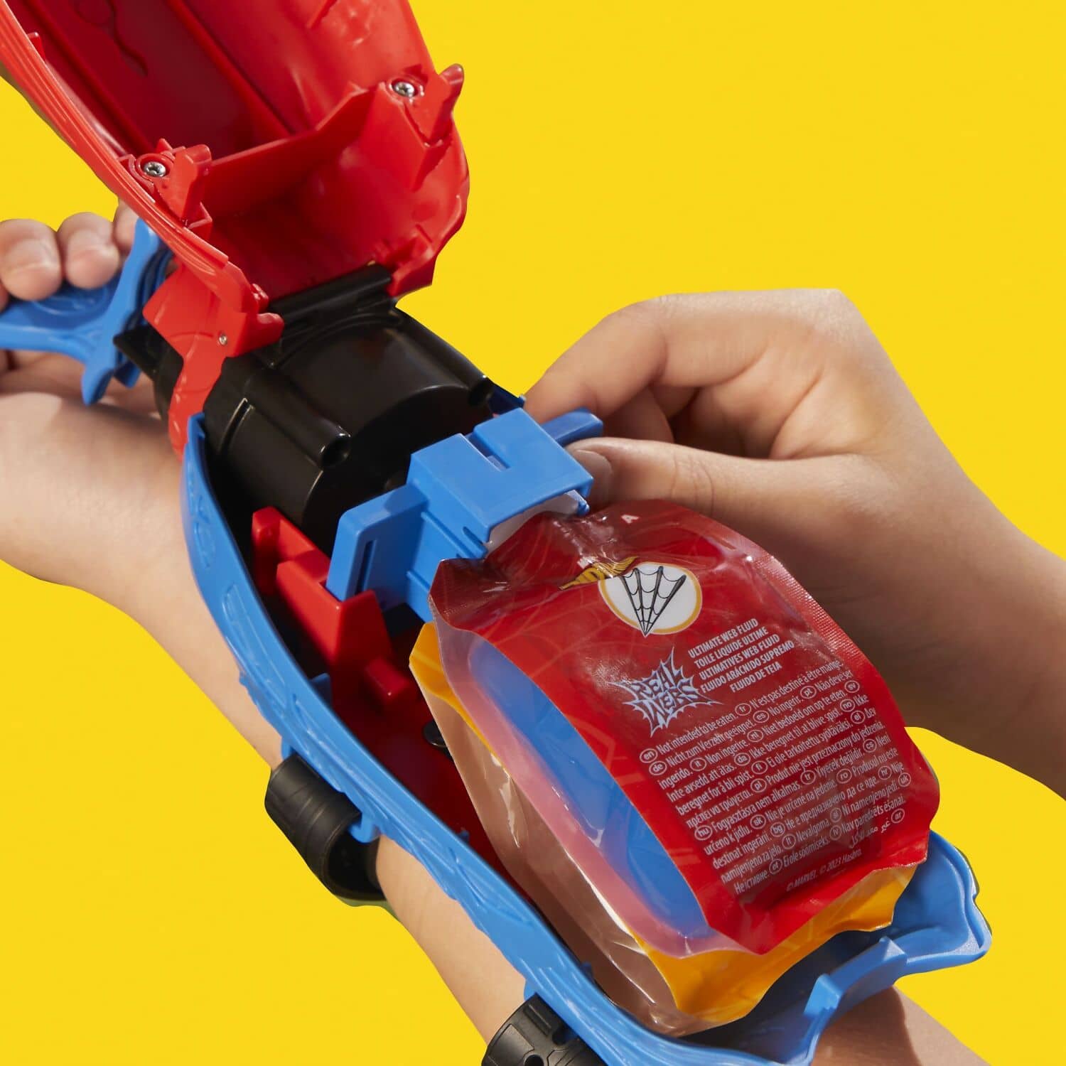 Marvel - Spiderman Real Webs Ultimate Web Blaster - Hasbro