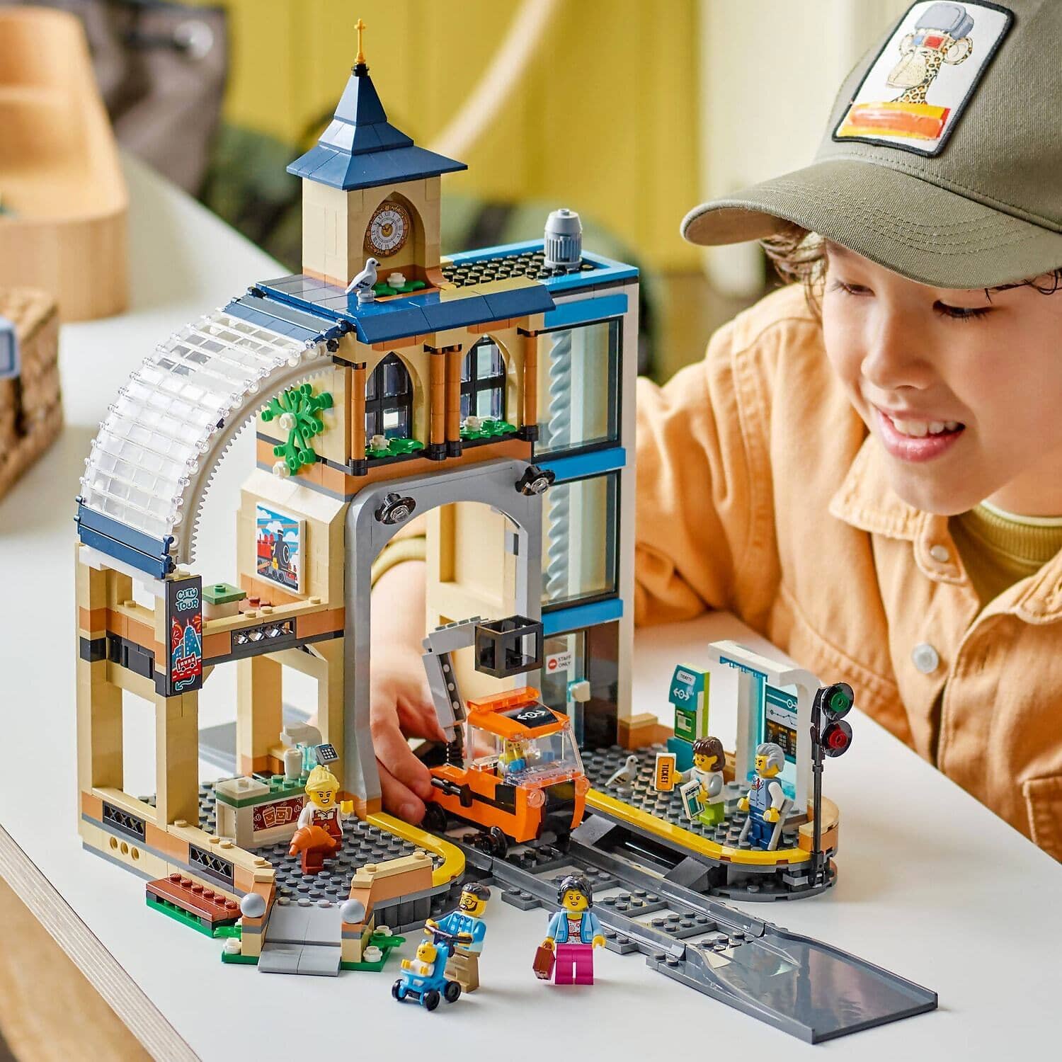 LEGO® 60469 Central Train Station - City