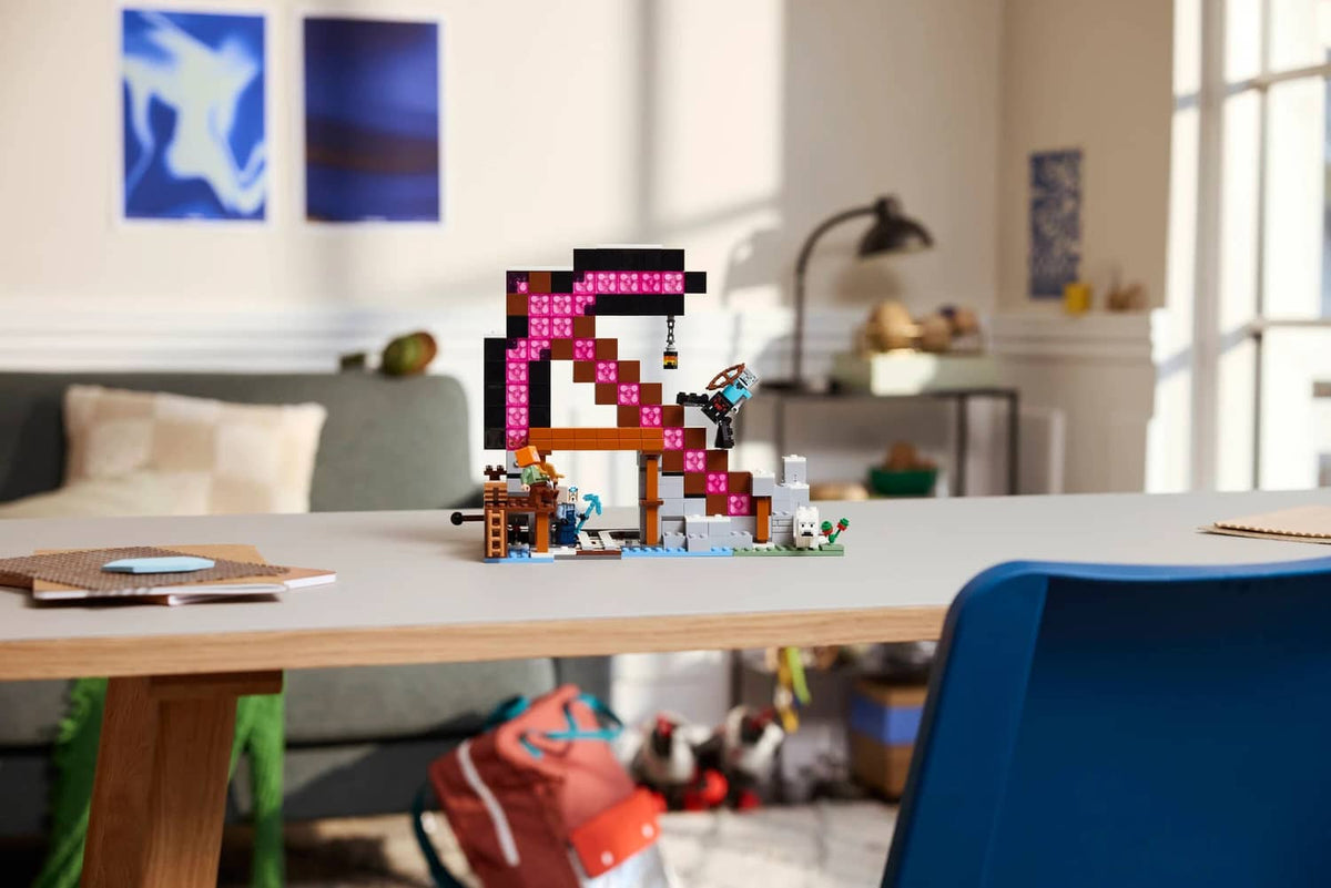 LEGO® 21277 The Pickaxe Mine - Minecraft®