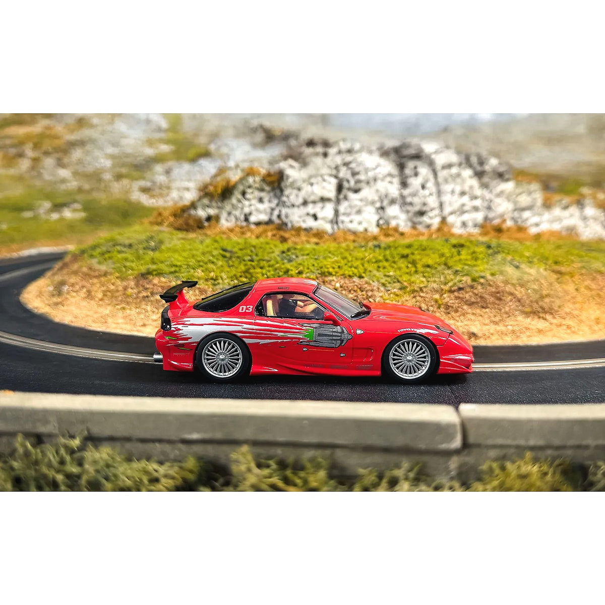 SCALEXTRIC - 1/32 MAZDA RX7 - THE FAST AND THE FURIOUS DOM TURETTO SLOT CAR