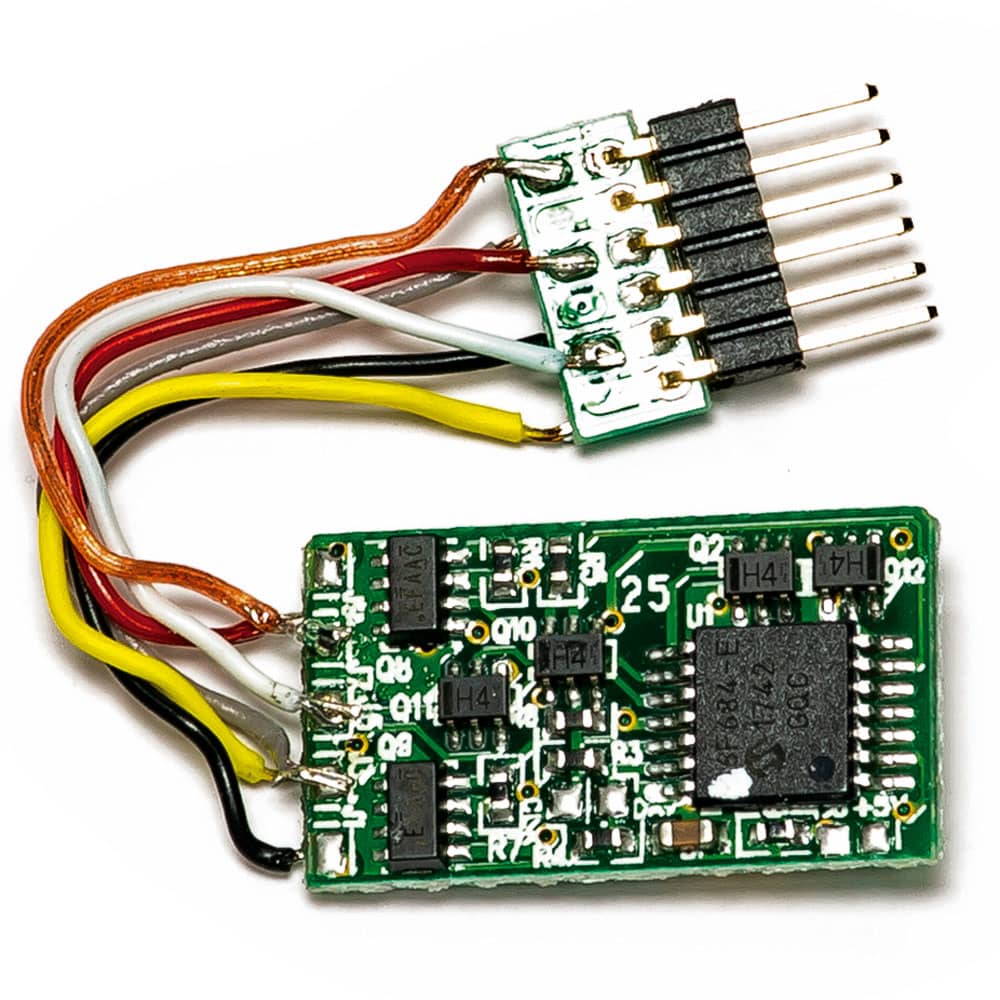HORNBY - STANDARD 6 PIN DECODER SM69R7150