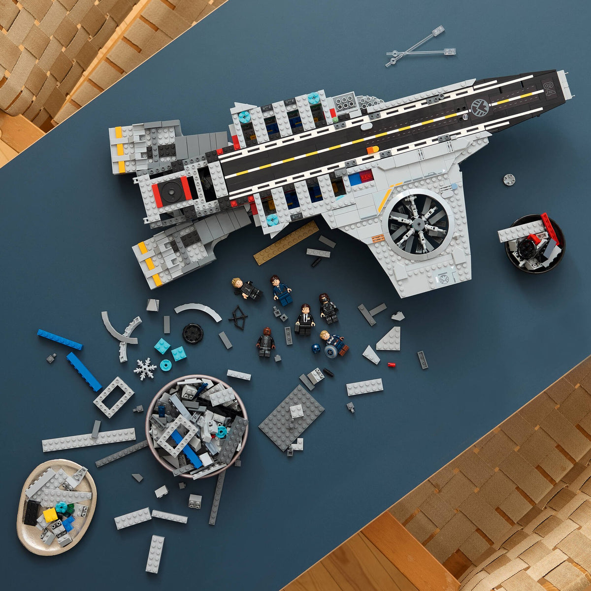 LEGO® 76354 S.H.I.E.L.D. Helicarrier - Marvel Super Heroes