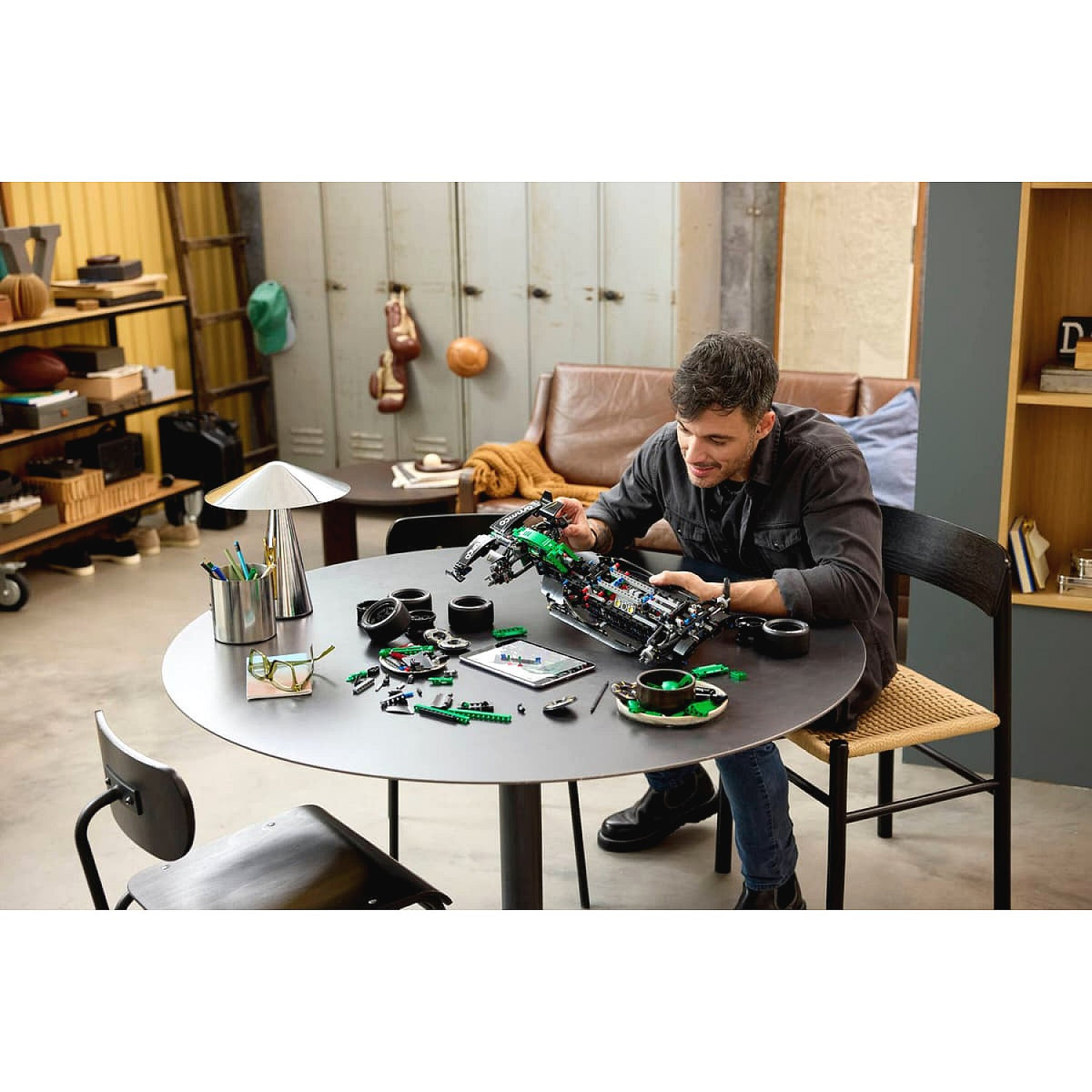 LEGO® 42240 Aston Martin Aramco AMR25 F1® Car - Technic