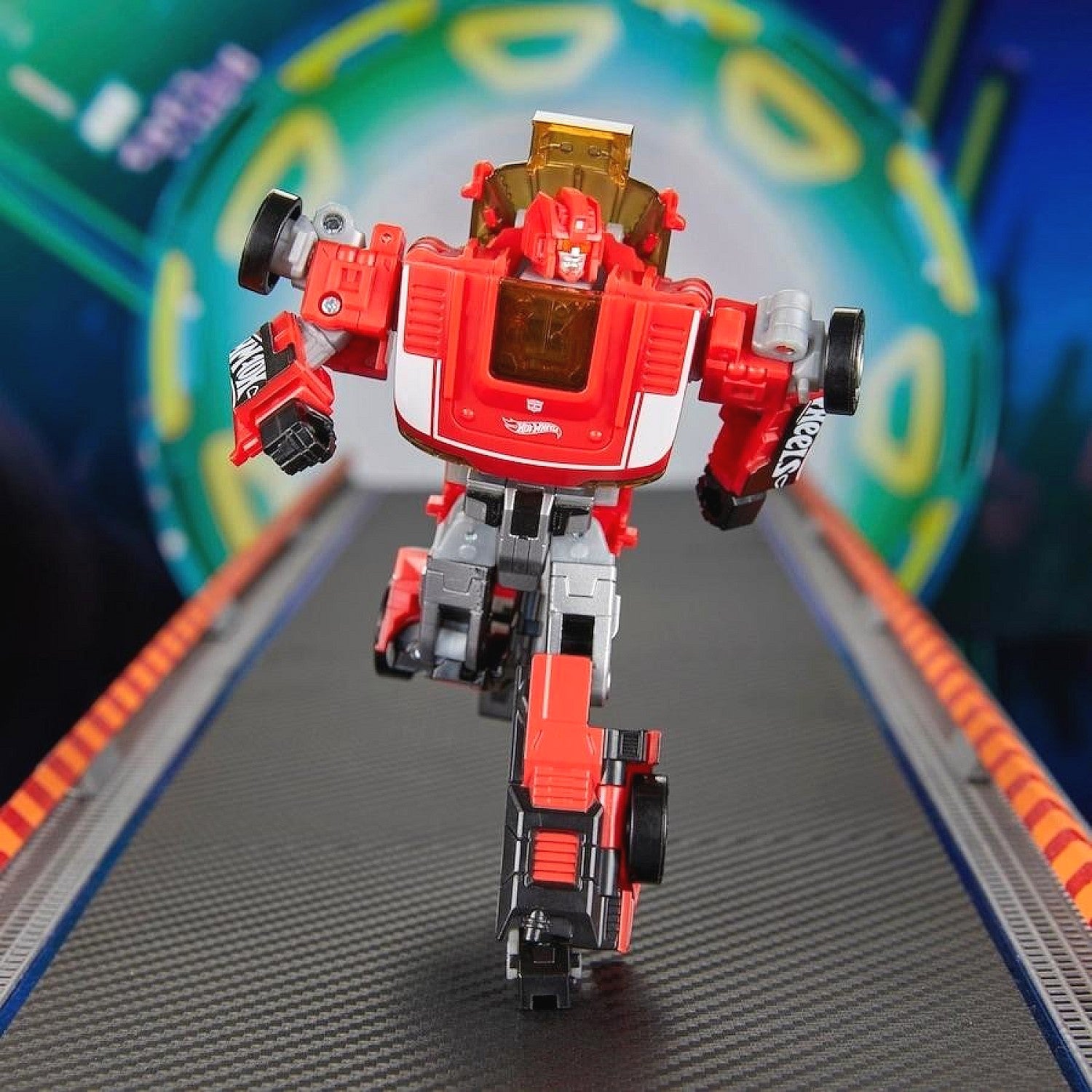 Transformers - Collaborative Hot Wheels X Transformers GT-Scorcher Action Figure - Hasbro