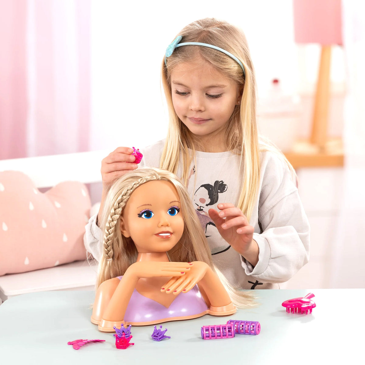 Bayer - Lisa Top Model Styling Head